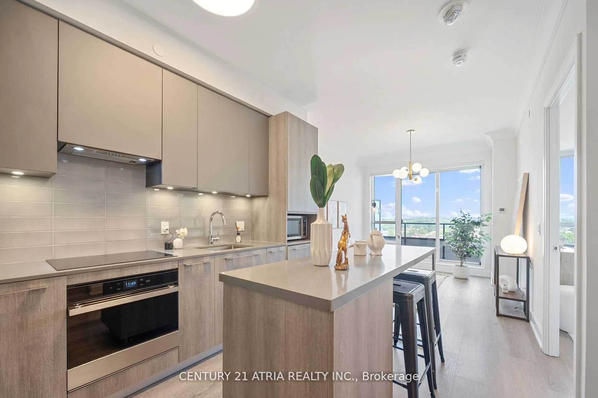 Photo 8 of Unit 1209, 38 Water Walk Drive, Markham, Unionville — HOMEH