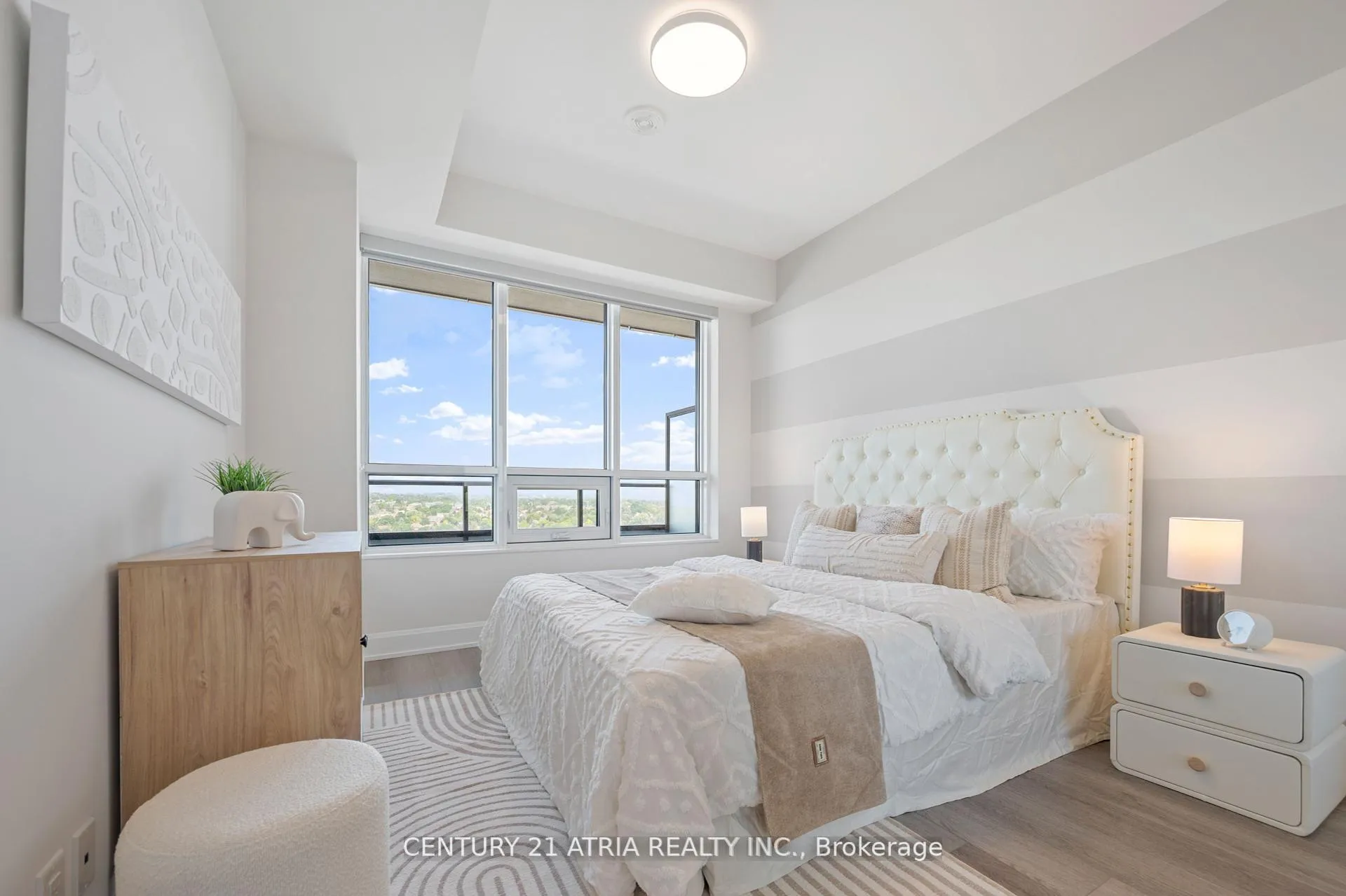 Photo 10 of Unit 1209, 38 Water Walk Drive, Markham, Unionville — HOMEH