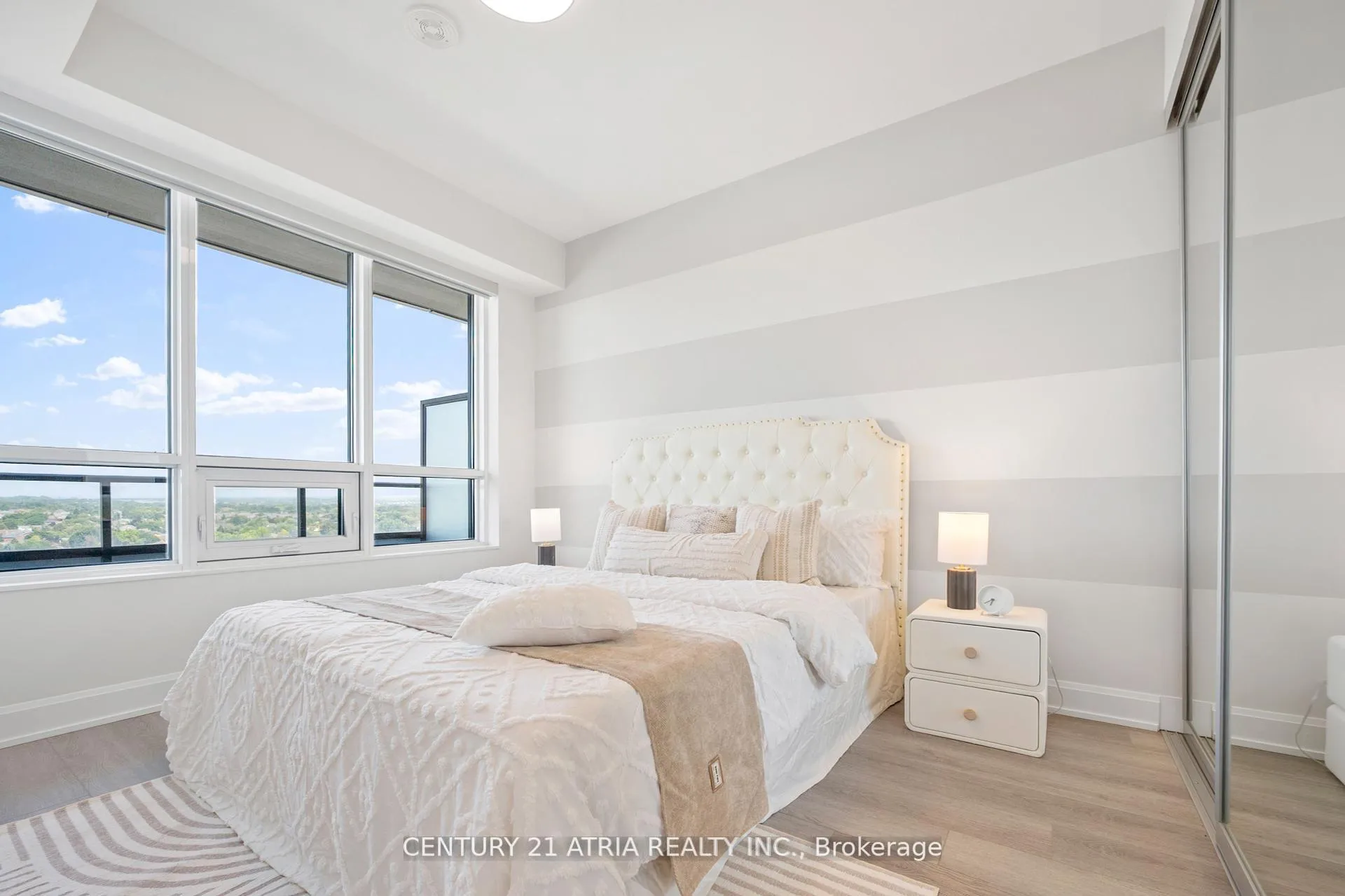 Photo 11 of Unit 1209, 38 Water Walk Drive, Markham, Unionville — HOMEH