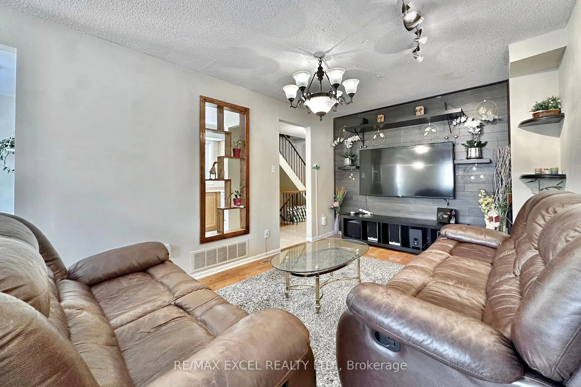 Photo 18 of 40 New Port Way, Markham, Thornhill — HOMEH