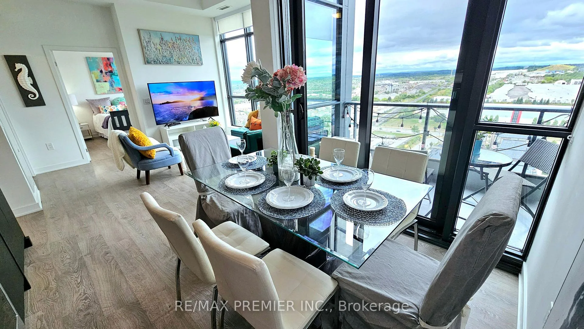 Photo 17 of Unit PH 3, 120 Eagle Rock Way, Vaughan, Rural Vaughan — HOMEH