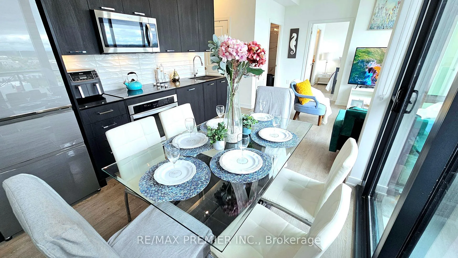 Photo 18 of Unit PH 3, 120 Eagle Rock Way, Vaughan, Rural Vaughan — HOMEH