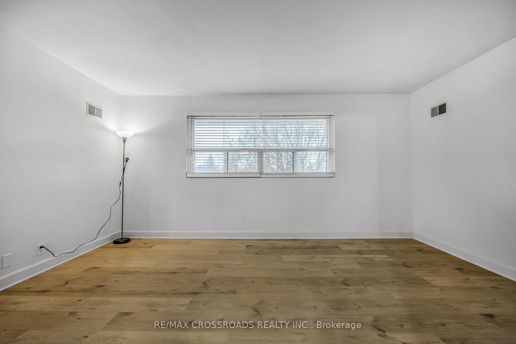 Photo 6 of Unit Unit 2, 349 Frontenac Avenue, Oshawa, Vanier — HOMEH