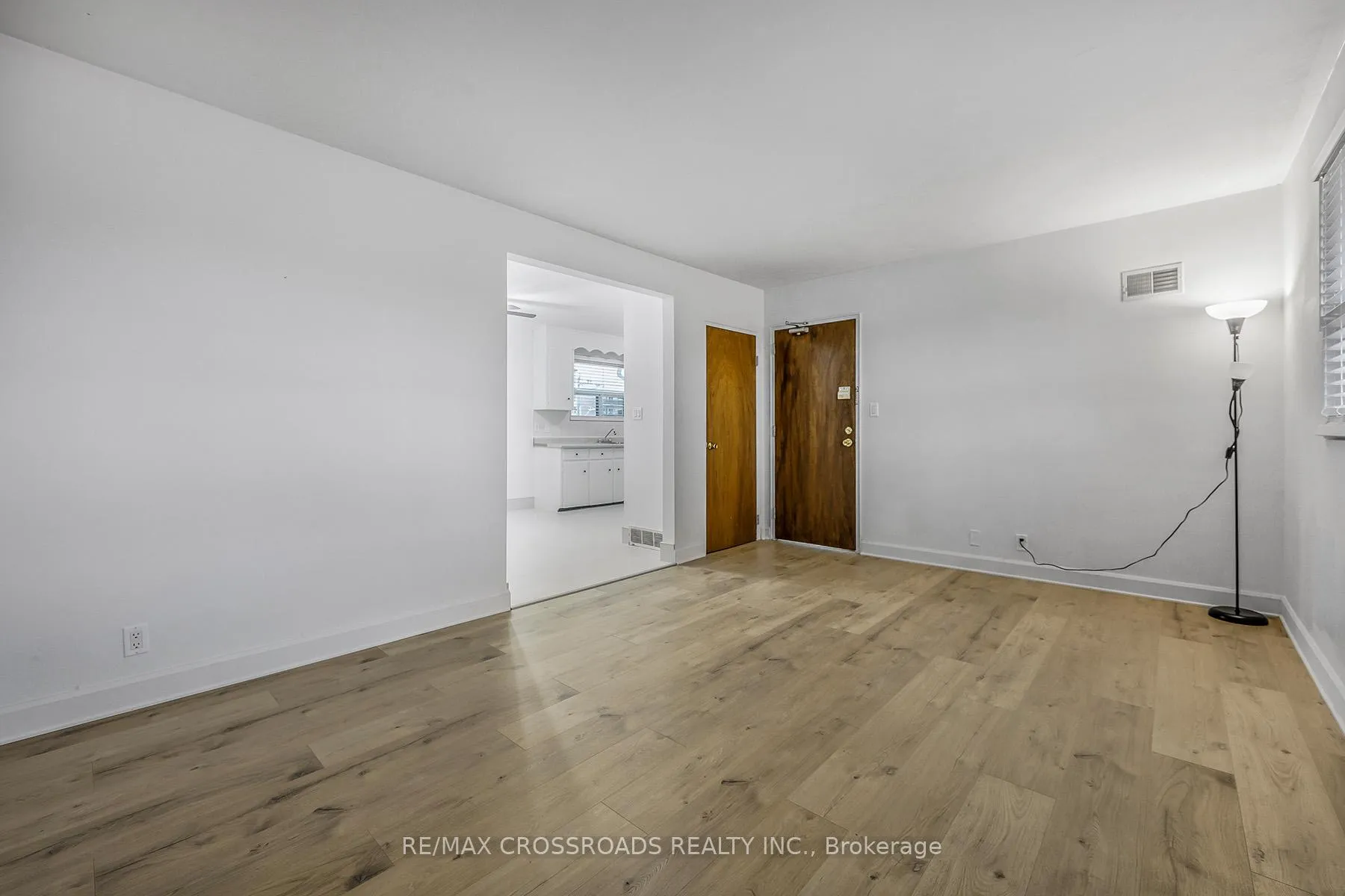 Photo 8 of Unit Unit 2, 349 Frontenac Avenue, Oshawa, Vanier — HOMEH