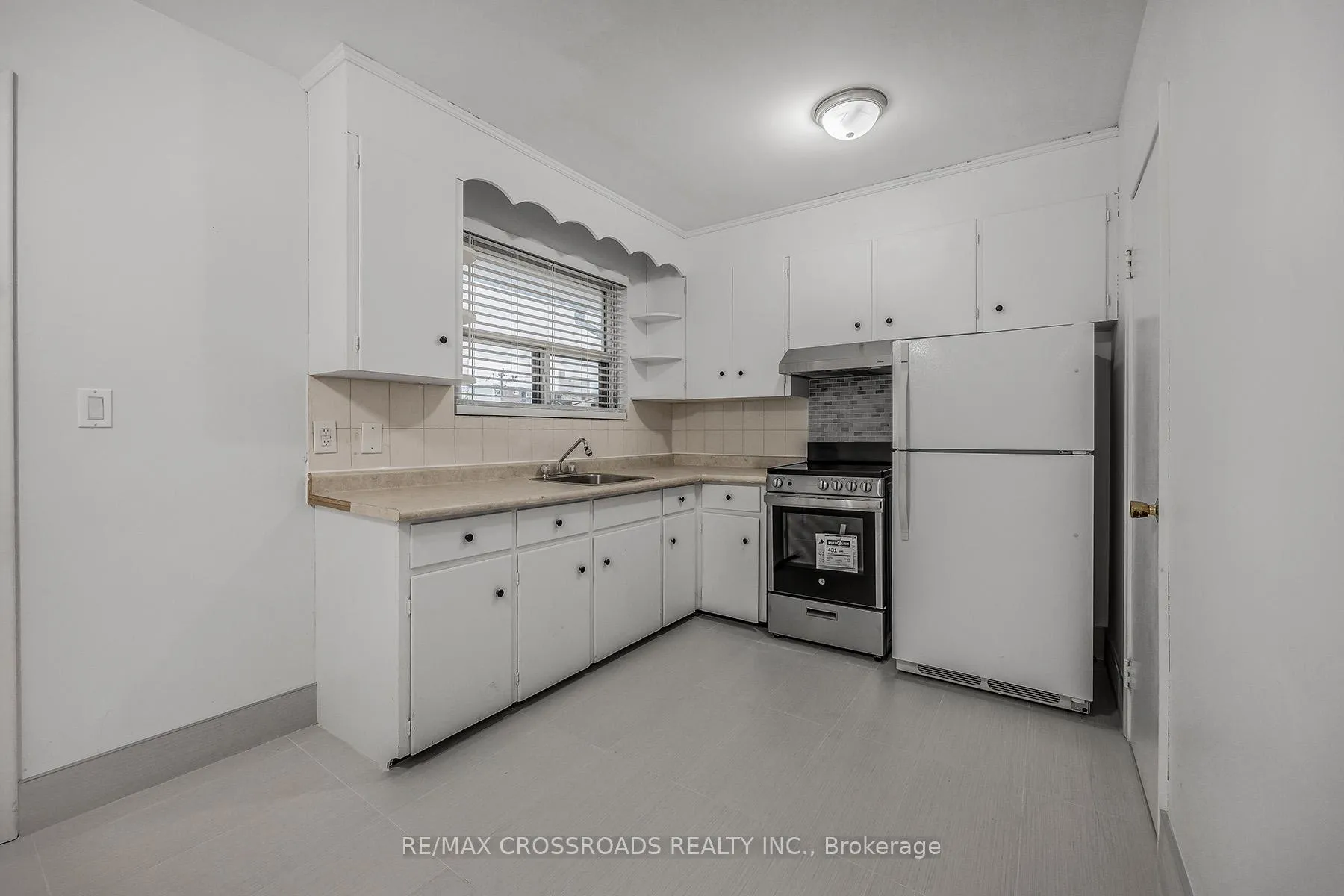 Photo 11 of Unit Unit 2, 349 Frontenac Avenue, Oshawa, Vanier — HOMEH