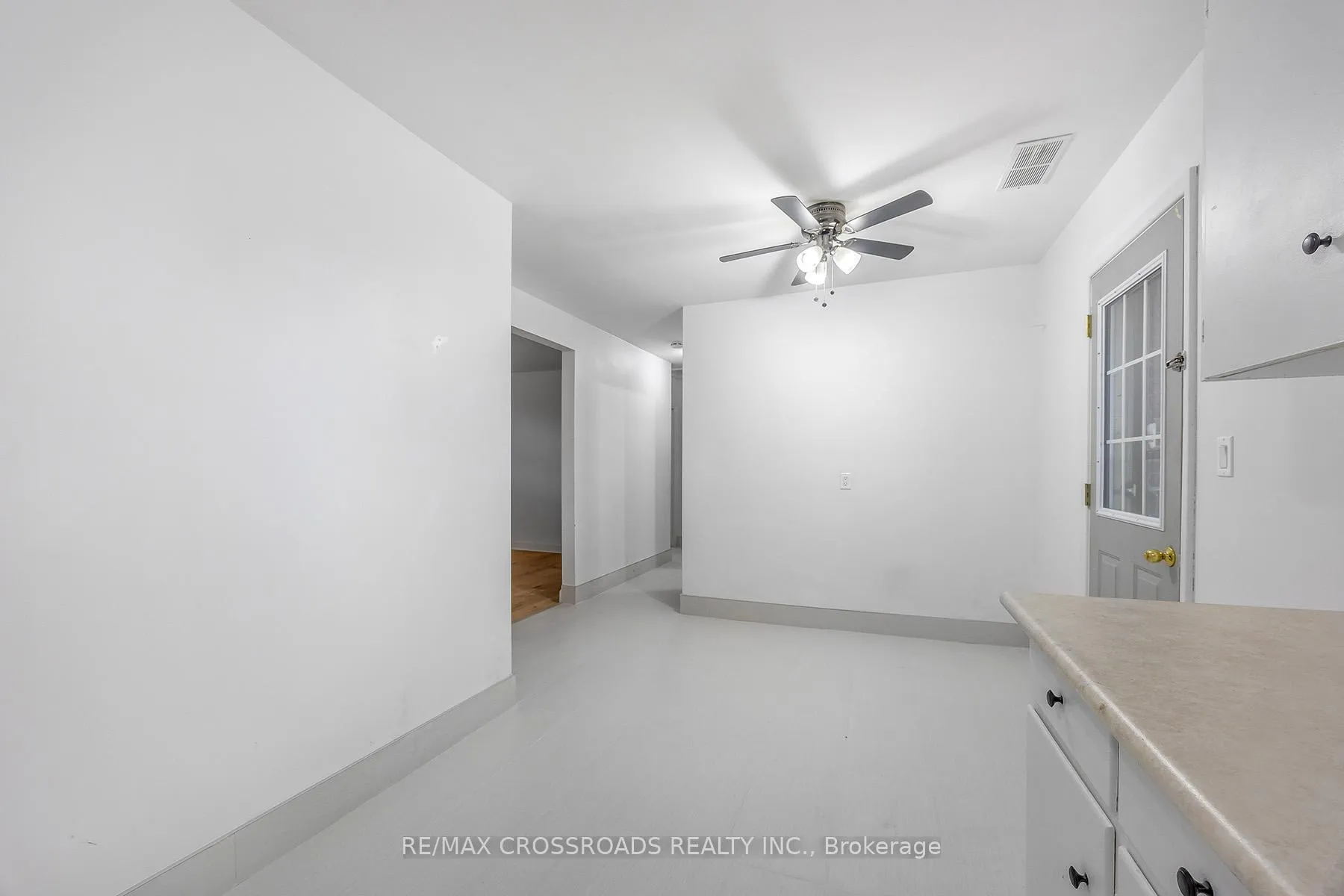 Photo 12 of Unit Unit 2, 349 Frontenac Avenue, Oshawa, Vanier — HOMEH