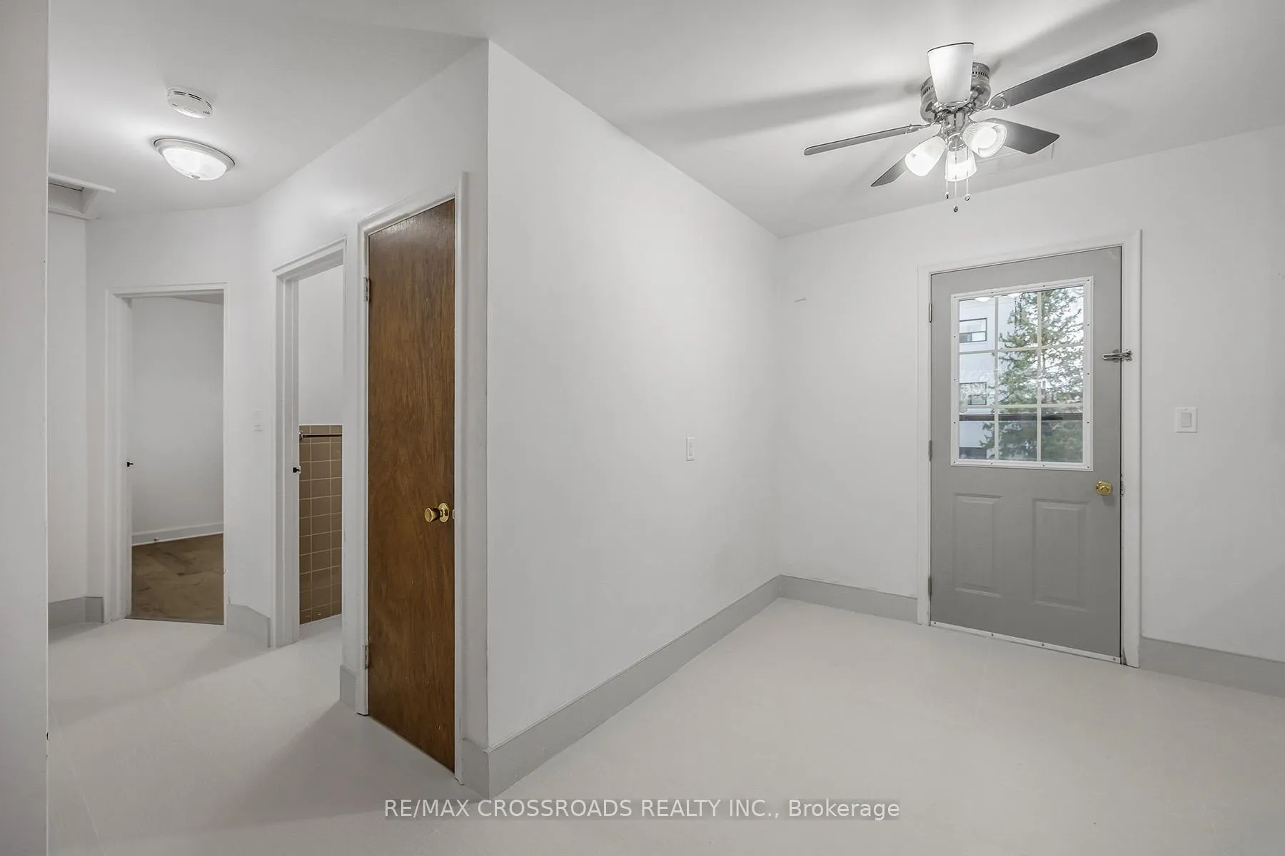 Photo 13 of Unit Unit 2, 349 Frontenac Avenue, Oshawa, Vanier — HOMEH