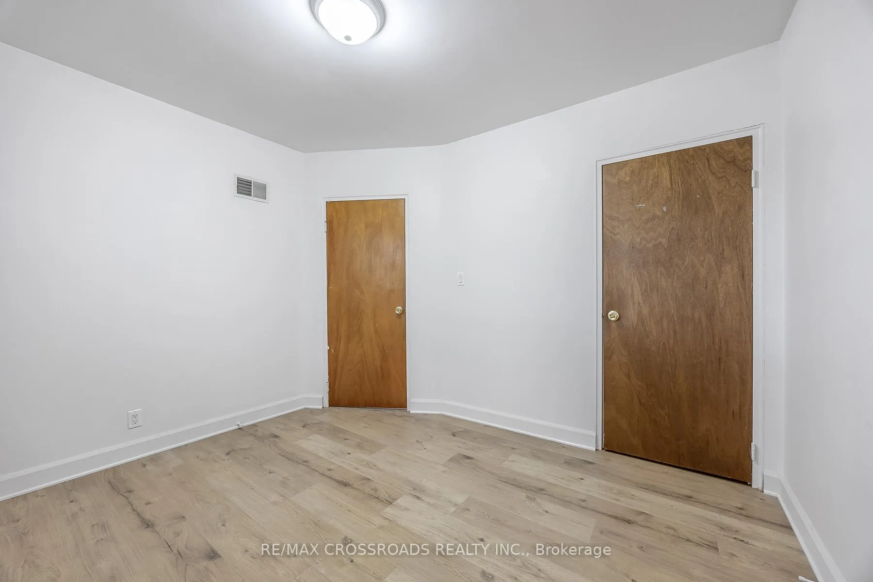 Photo 15 of Unit Unit 2, 349 Frontenac Avenue, Oshawa, Vanier — HOMEH
