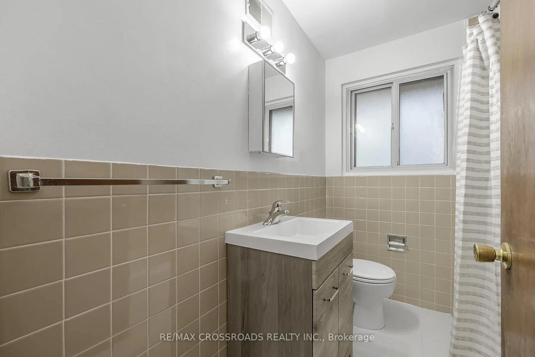Photo 22 of Unit Unit 2, 349 Frontenac Avenue, Oshawa, Vanier — HOMEH