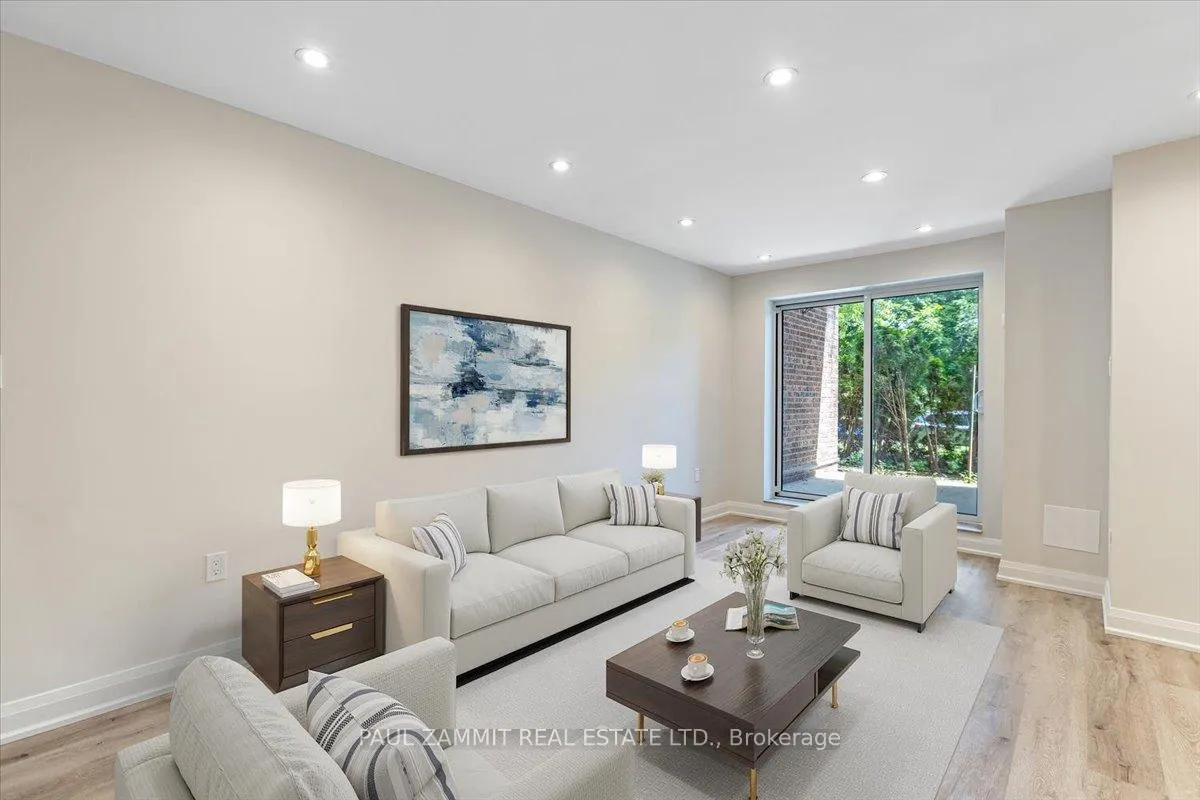 Photo 3 of Unit #142, 16 Elgin Street, Markham, Thornhill — HOMEH