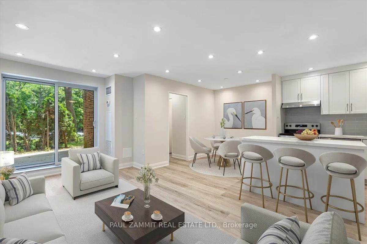 Photo 4 of Unit #142, 16 Elgin Street, Markham, Thornhill — HOMEH