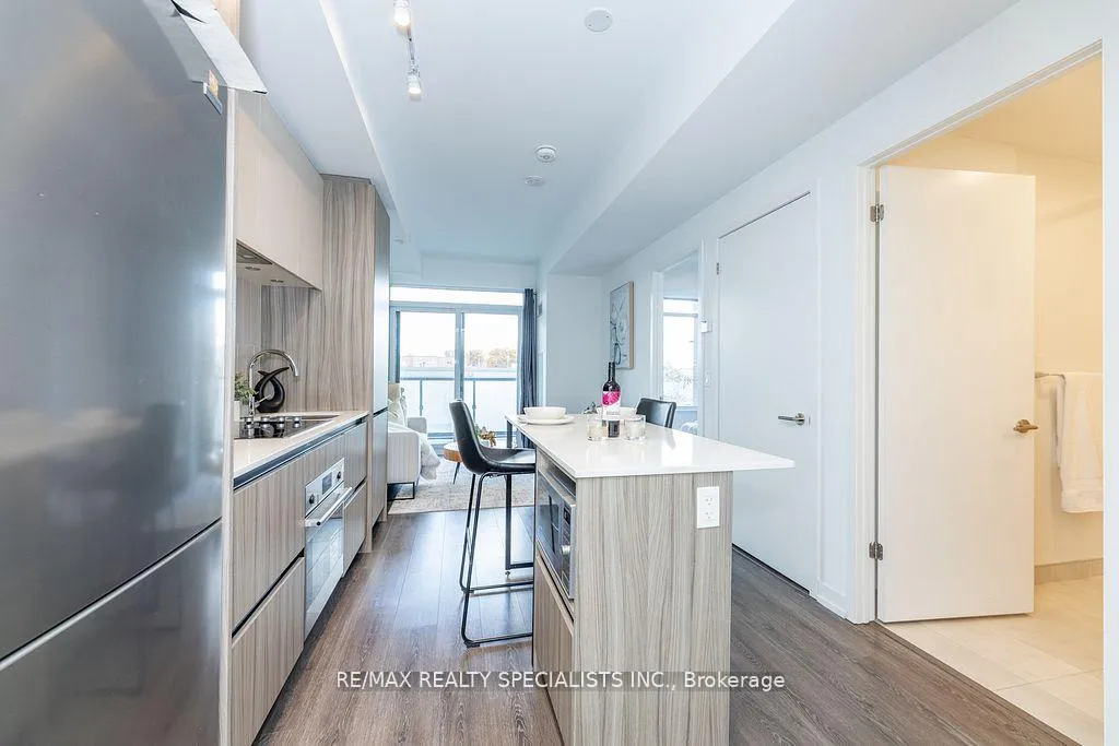 Photo 12 of Unit C202, 8 Beverley Glen Boulevard, Vaughan, Beverley Glen — HOMEH