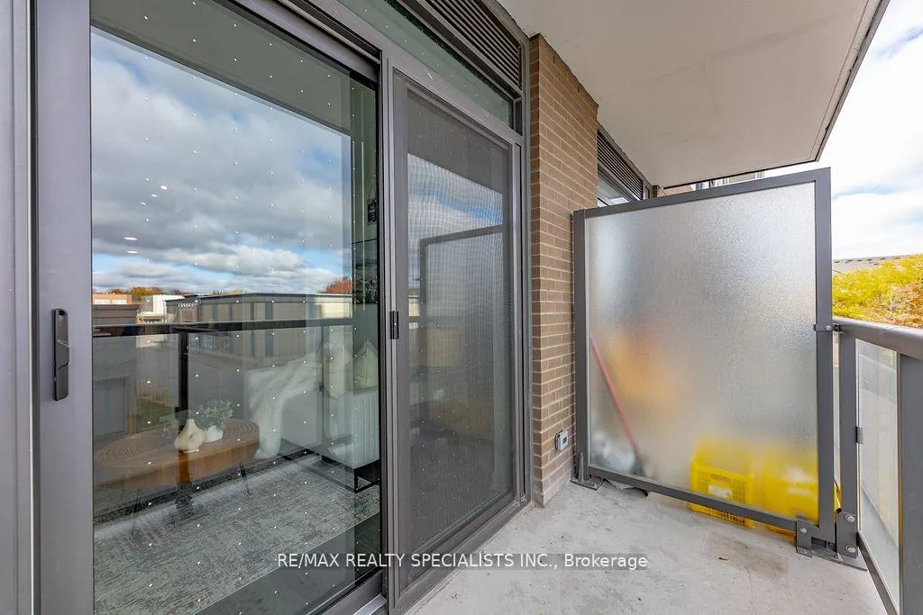 Photo 41 of Unit C202, 8 Beverley Glen Boulevard, Vaughan, Beverley Glen — HOMEH
