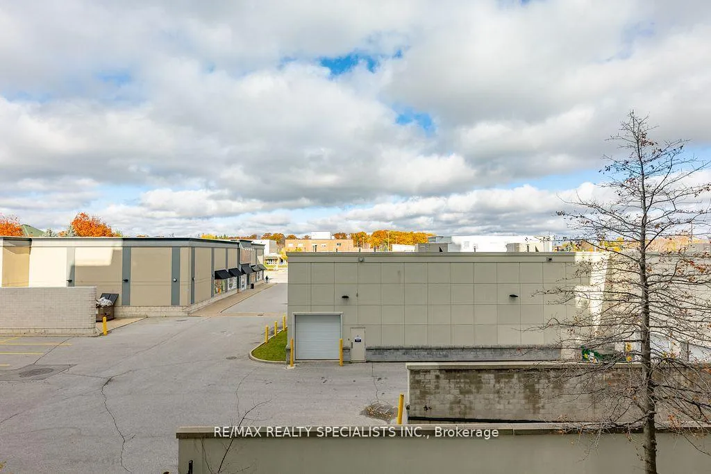 Photo 42 of Unit C202, 8 Beverley Glen Boulevard, Vaughan, Beverley Glen — HOMEH