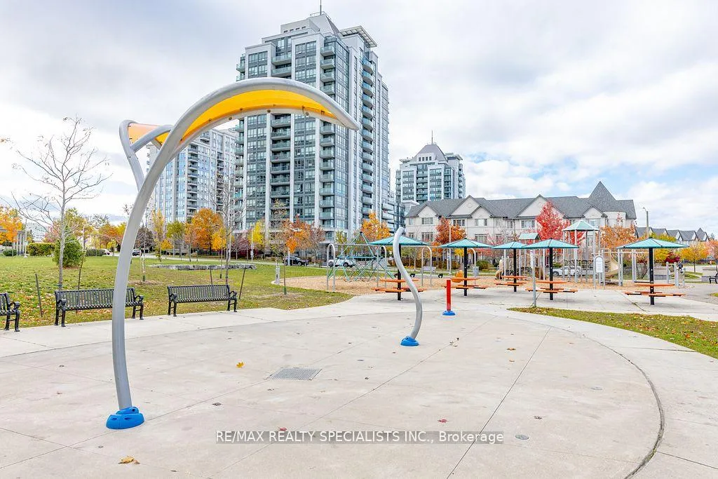 Photo 43 of Unit C202, 8 Beverley Glen Boulevard, Vaughan, Beverley Glen — HOMEH