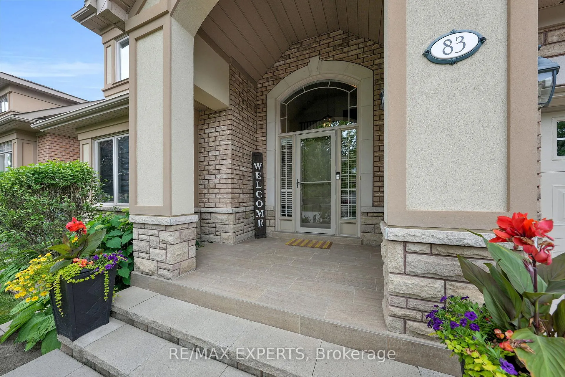 Photo 3 of 83 Tuscany Grande, New Tecumseth, Alliston — HOMEH