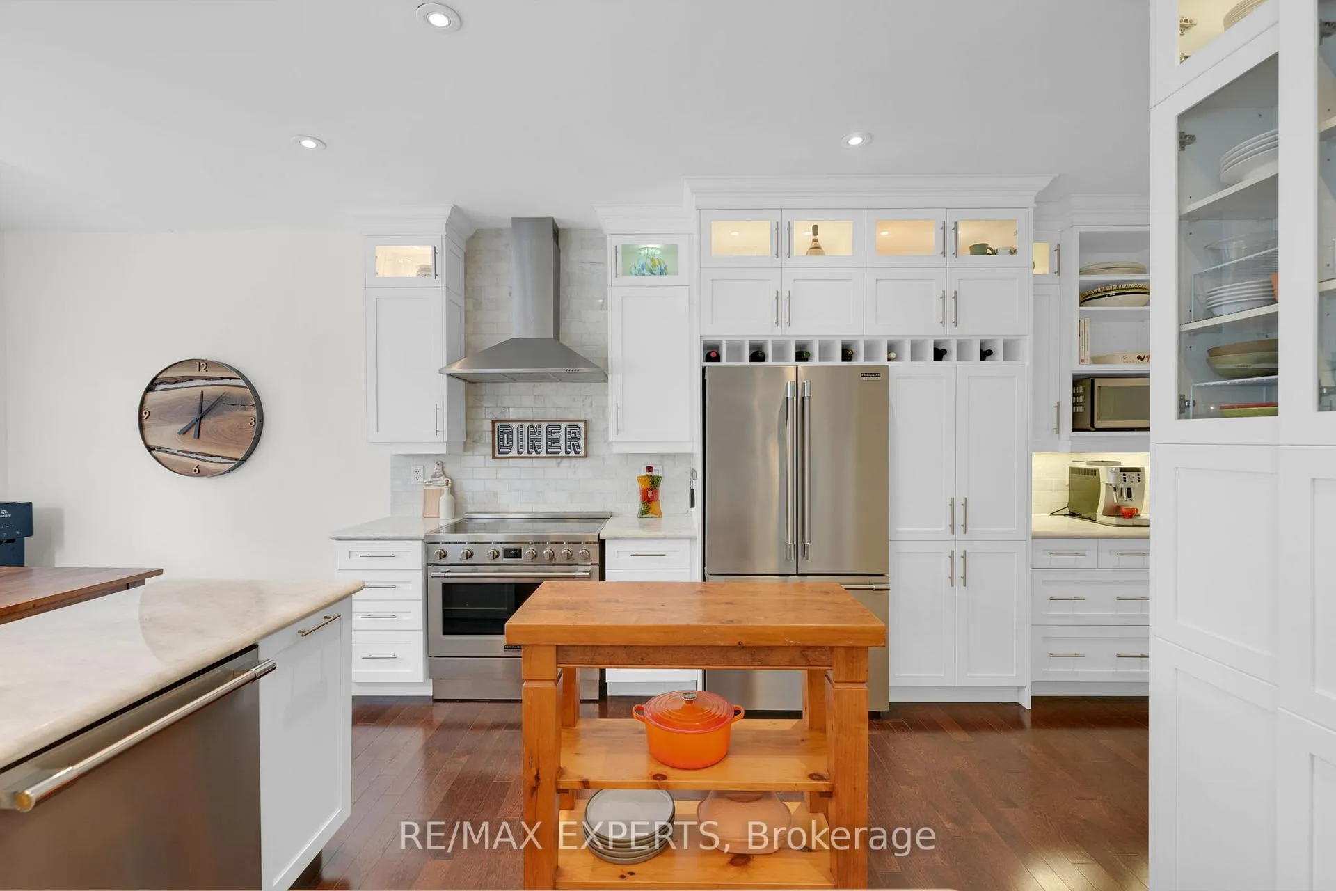 Photo 10 of 83 Tuscany Grande, New Tecumseth, Alliston — HOMEH
