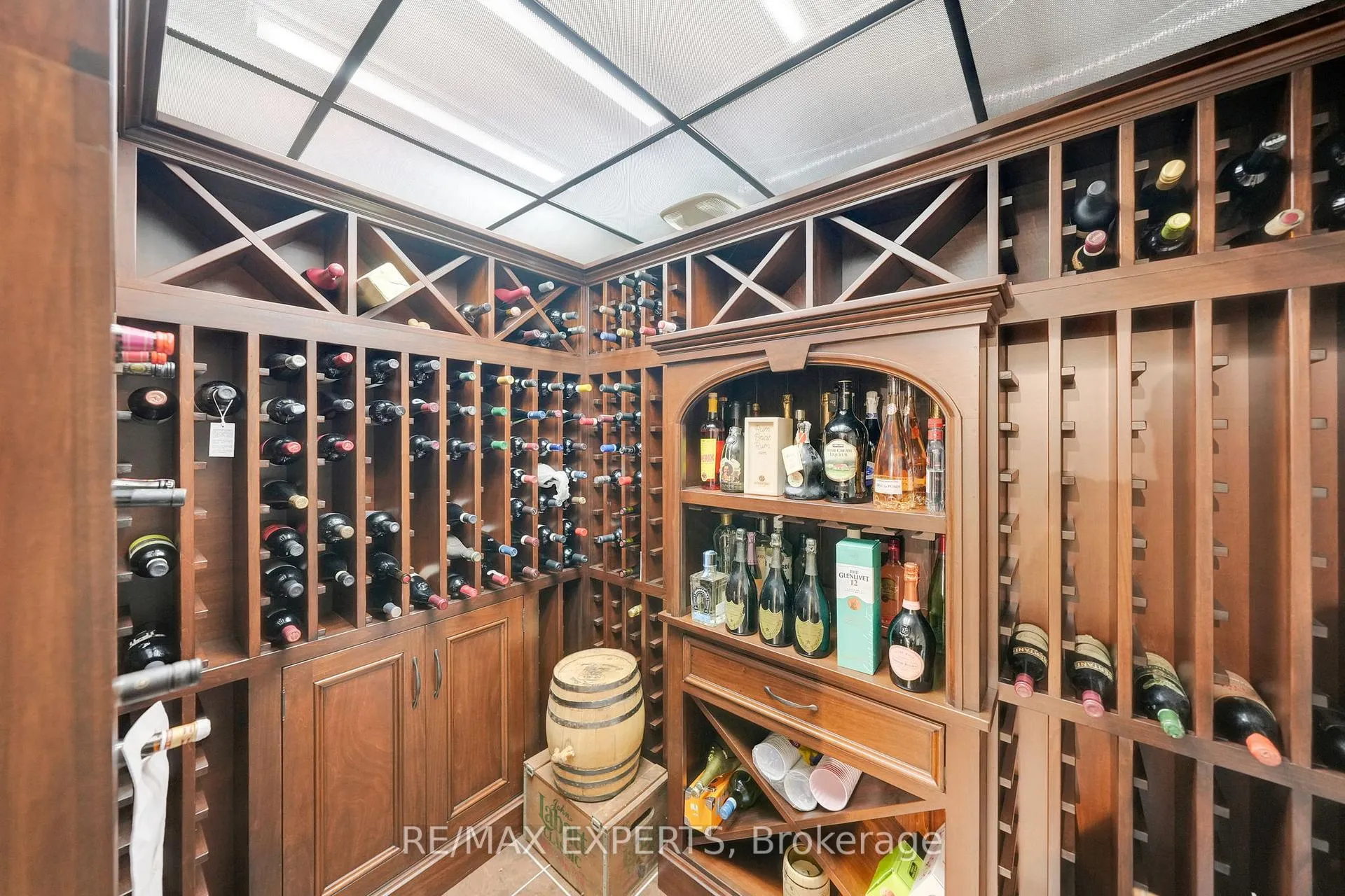 Photo 40 of 83 Tuscany Grande, New Tecumseth, Alliston — HOMEH