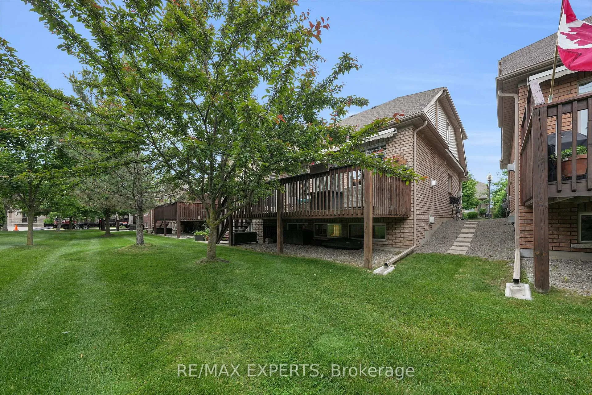Photo 44 of 83 Tuscany Grande, New Tecumseth, Alliston — HOMEH