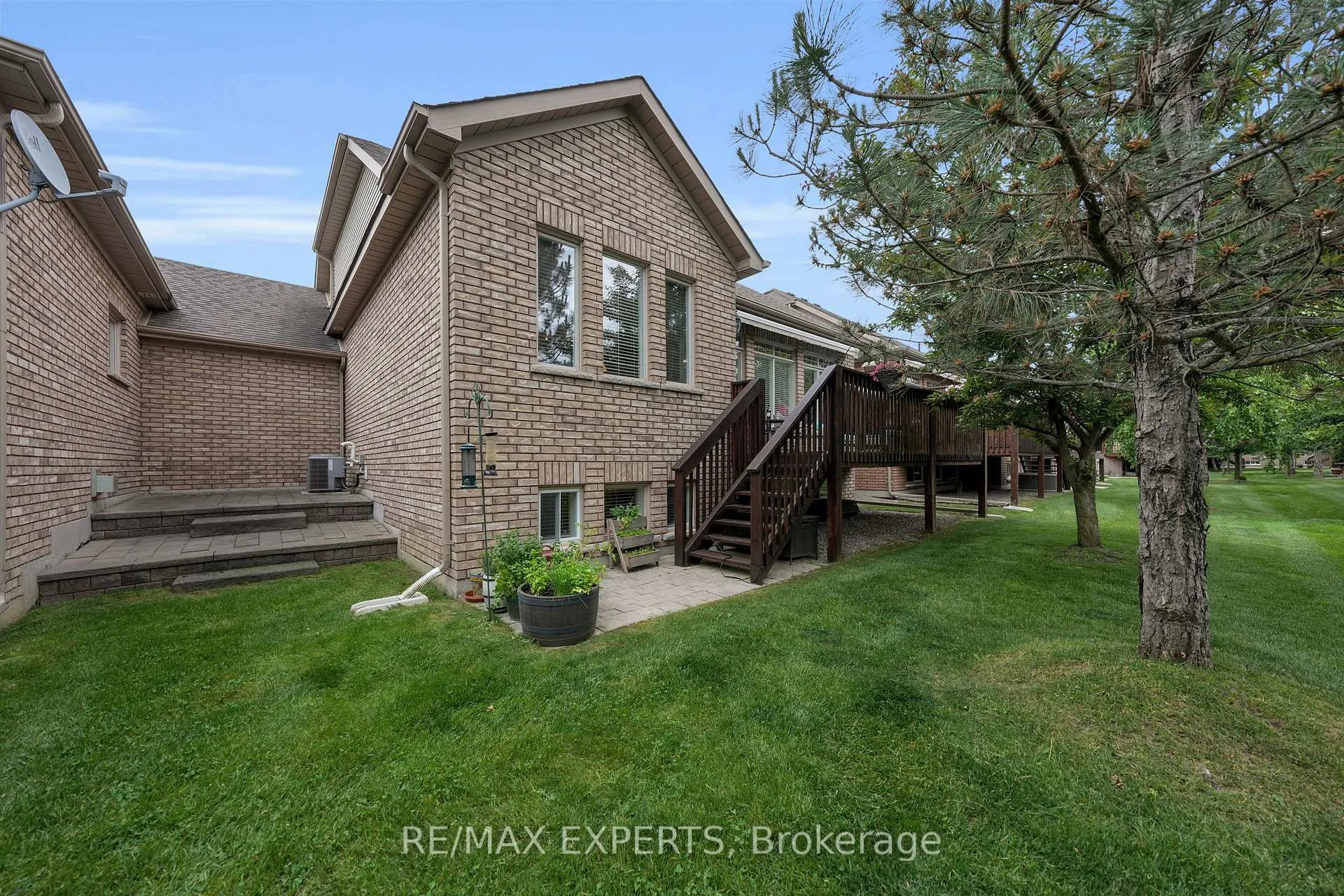 Photo 45 of 83 Tuscany Grande, New Tecumseth, Alliston — HOMEH