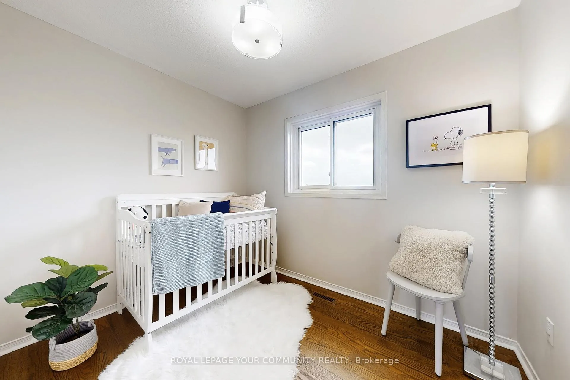 Photo 24 of 43 Larissa Court, Vaughan, Maple — HOMEH