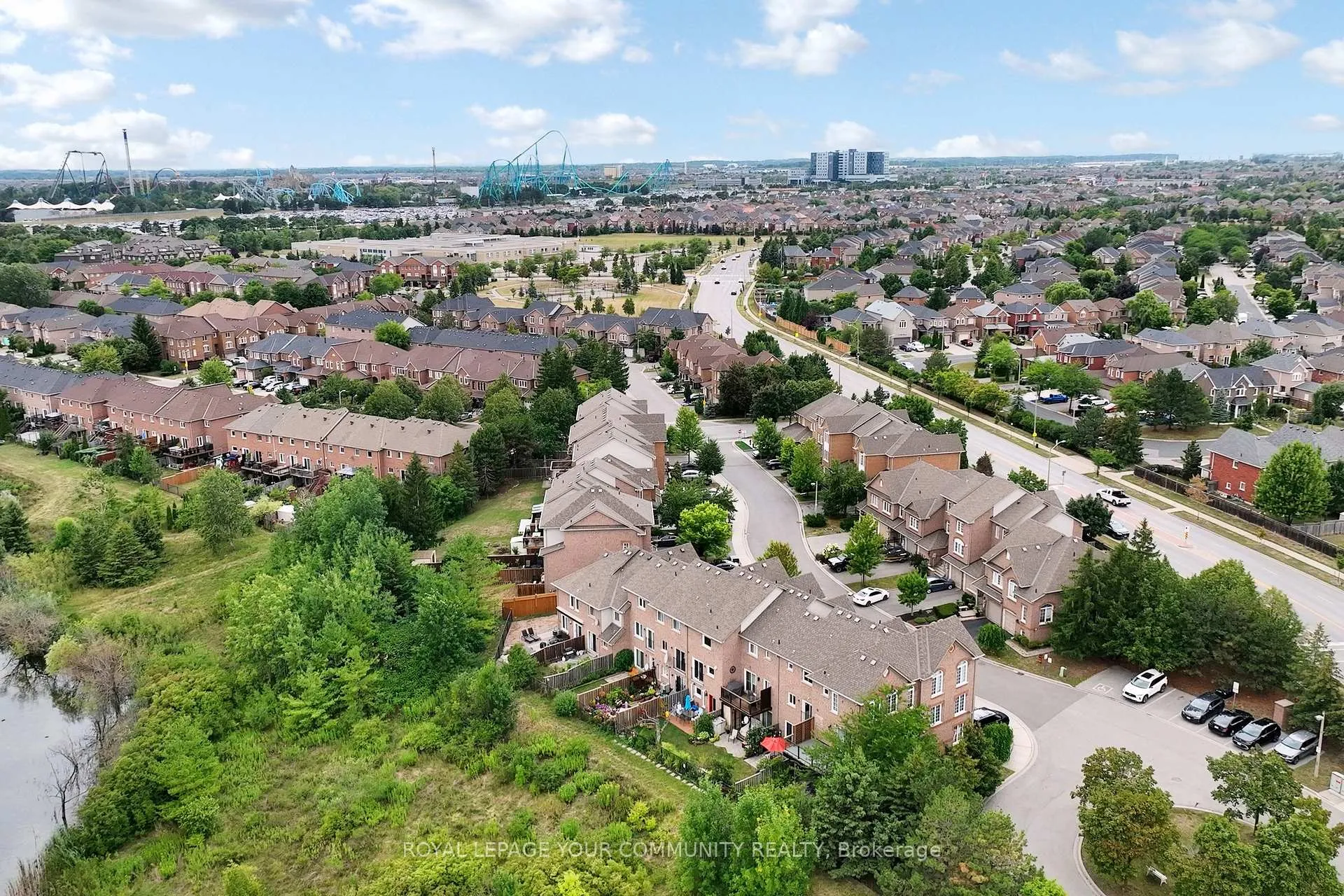 Photo 42 of 43 Larissa Court, Vaughan, Maple — HOMEH