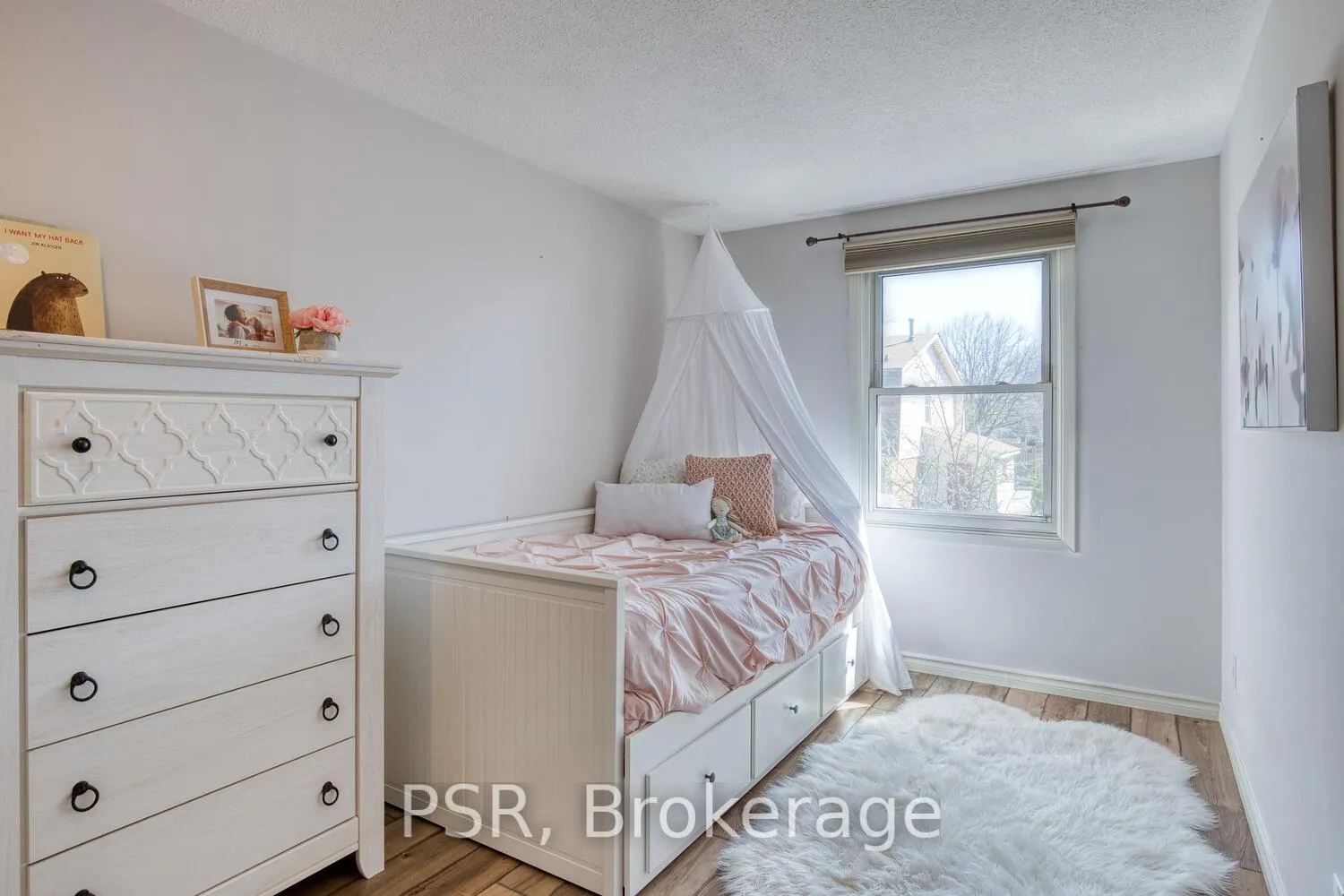Photo 15 of Unit 20, 11 Grand River Boulevard, Kitchener — HOMEH
