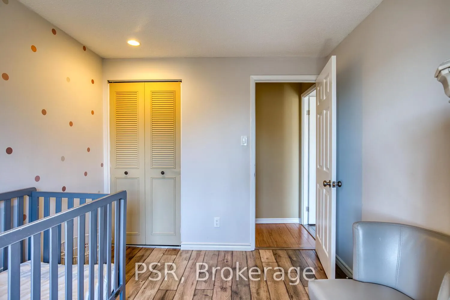 Photo 18 of Unit 20, 11 Grand River Boulevard, Kitchener — HOMEH