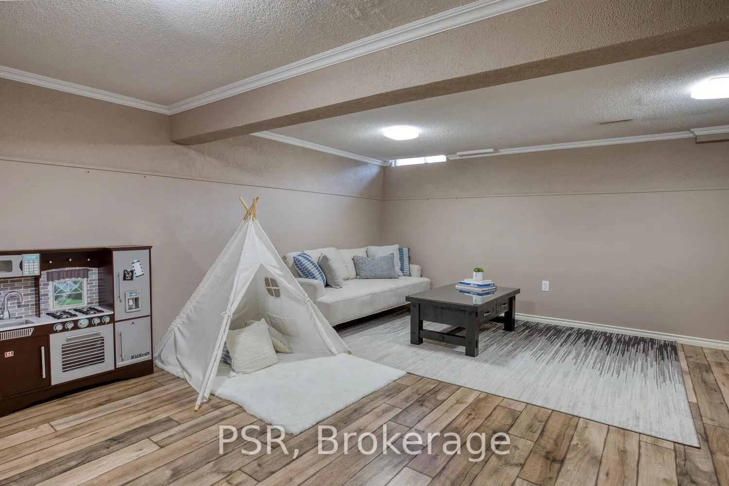Photo 19 of Unit 20, 11 Grand River Boulevard, Kitchener — HOMEH