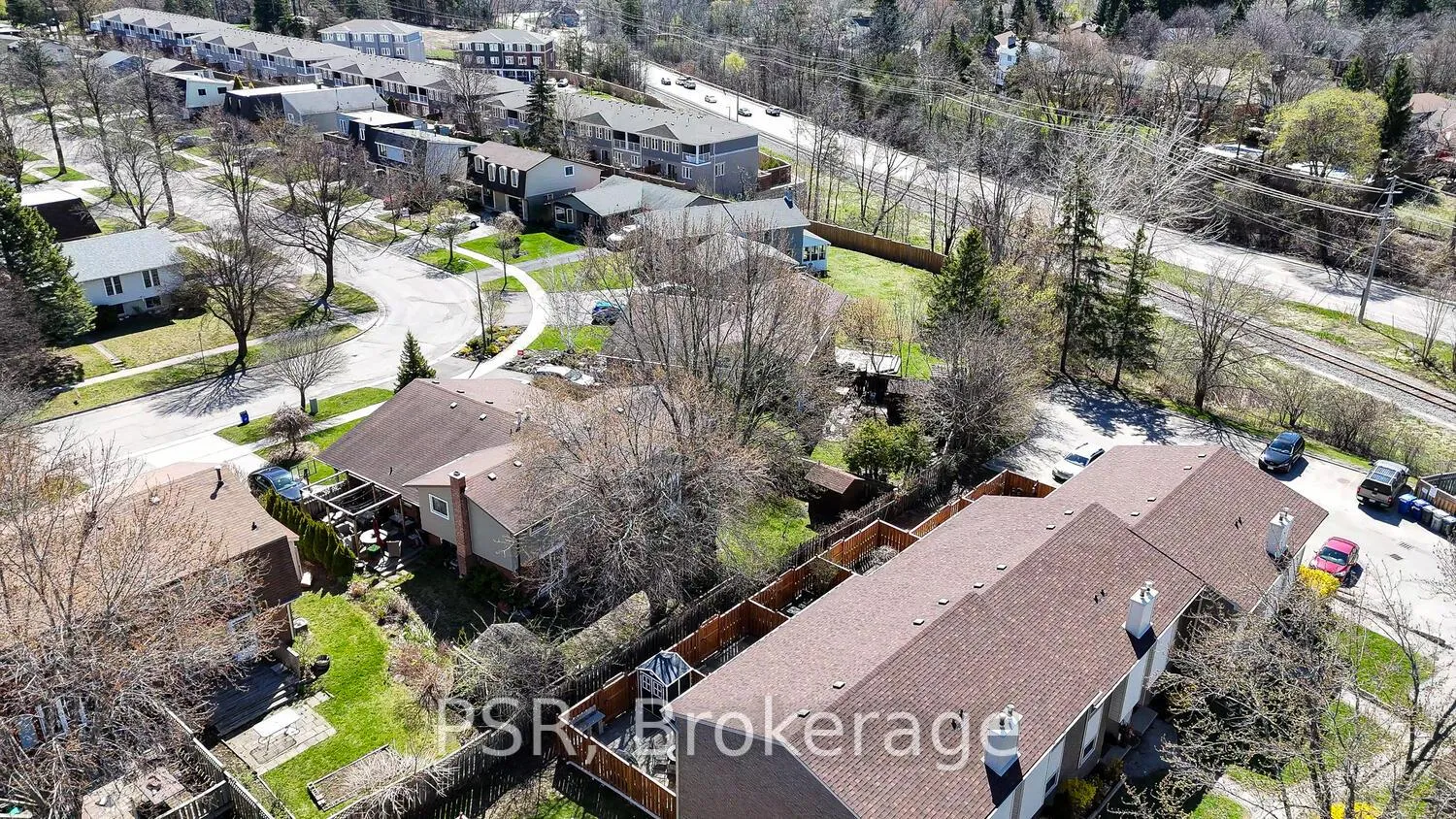 Photo 30 of Unit 20, 11 Grand River Boulevard, Kitchener — HOMEH