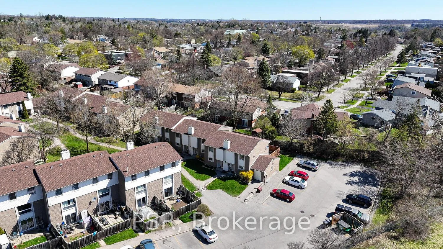 Photo 31 of Unit 20, 11 Grand River Boulevard, Kitchener — HOMEH