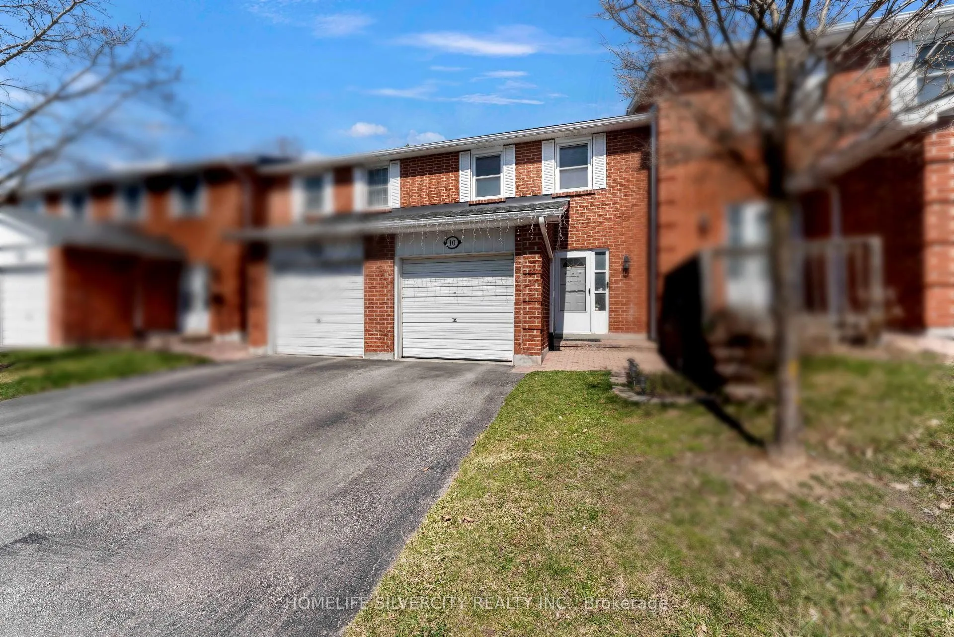 Photo 2 of 10 Harper Way, Markham, Aileen-Willowbrook — HOMEH