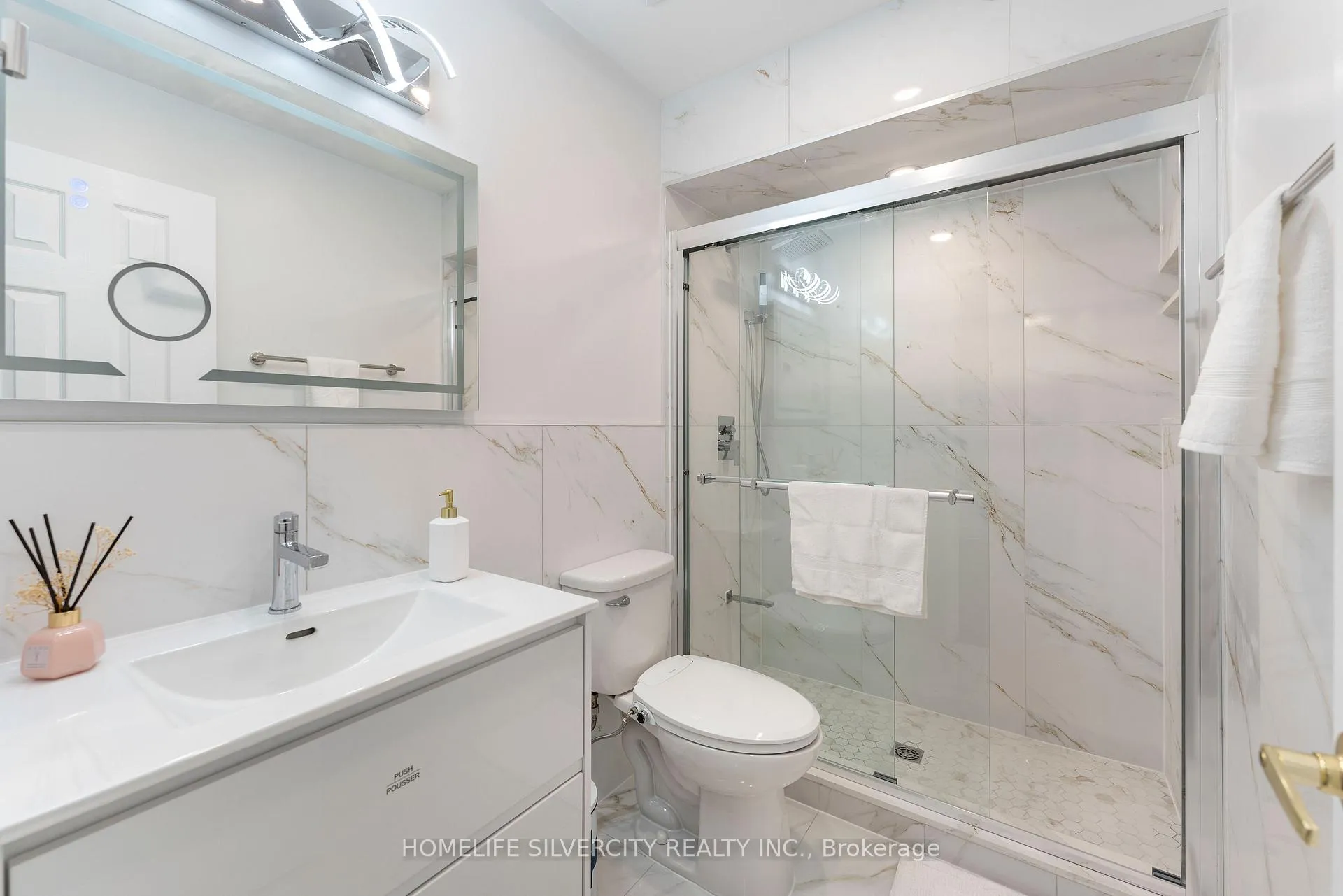 Photo 15 of 10 Harper Way, Markham, Aileen-Willowbrook — HOMEH