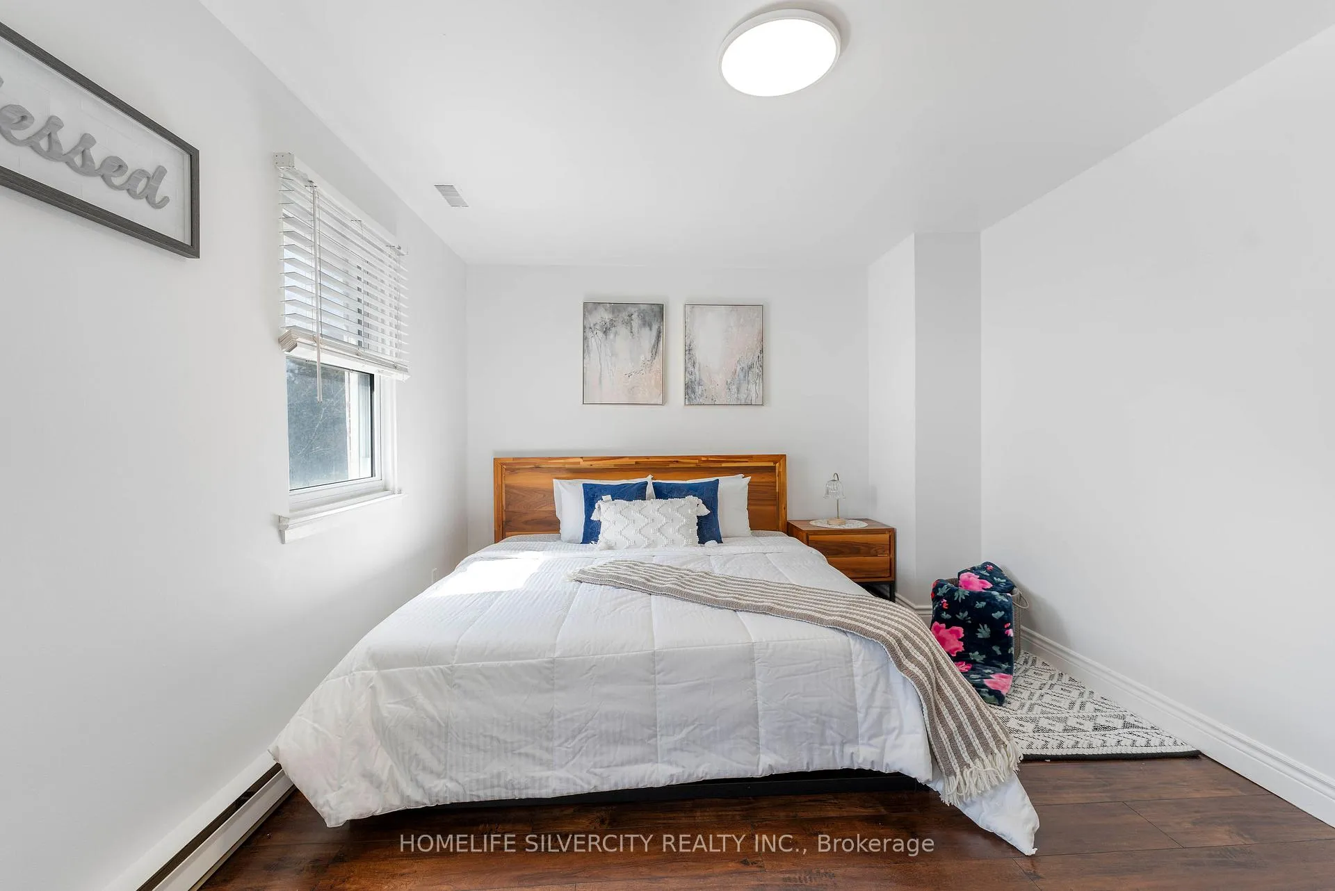 Photo 16 of 10 Harper Way, Markham, Aileen-Willowbrook — HOMEH