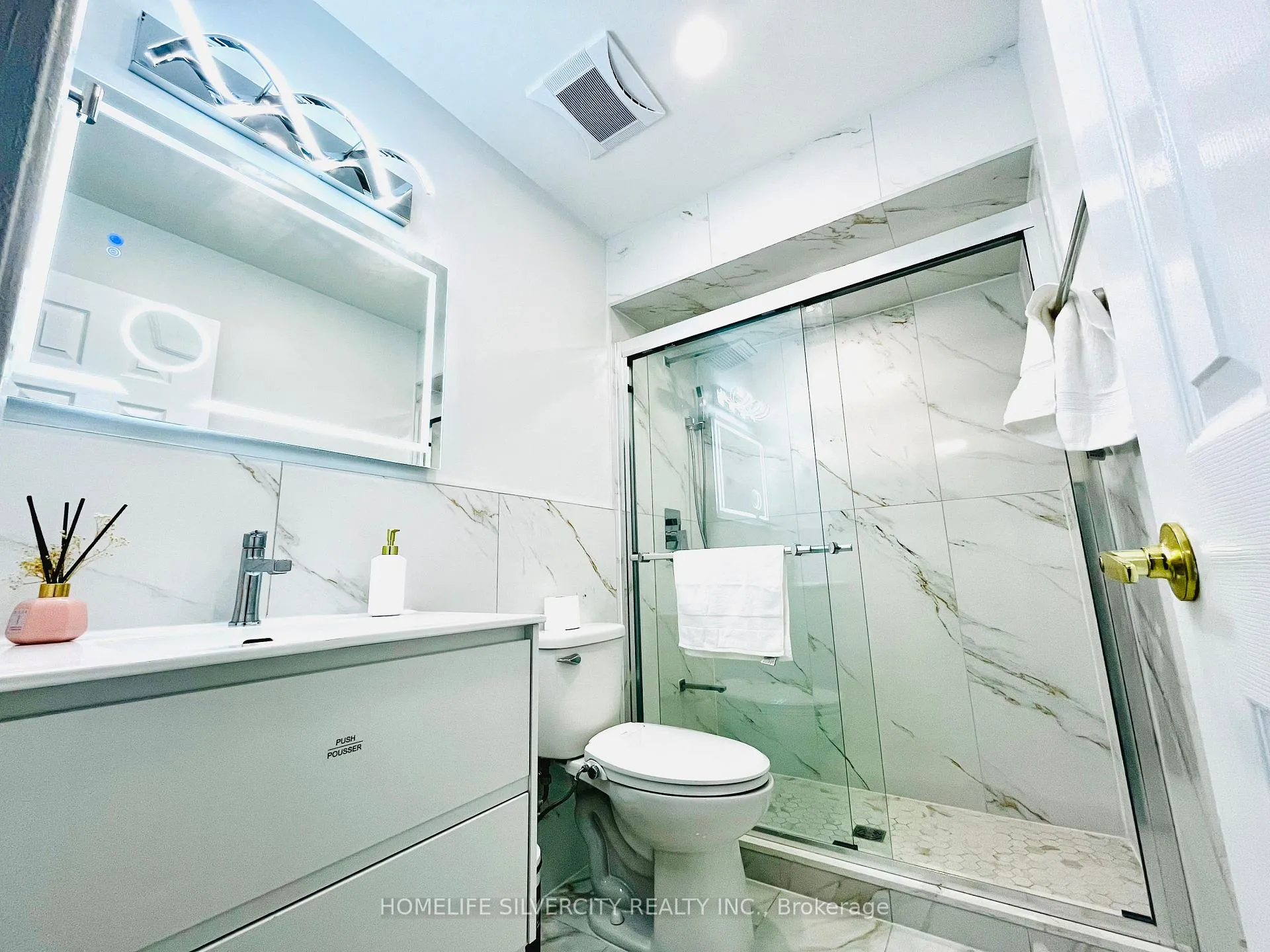 Photo 21 of 10 Harper Way, Markham, Aileen-Willowbrook — HOMEH