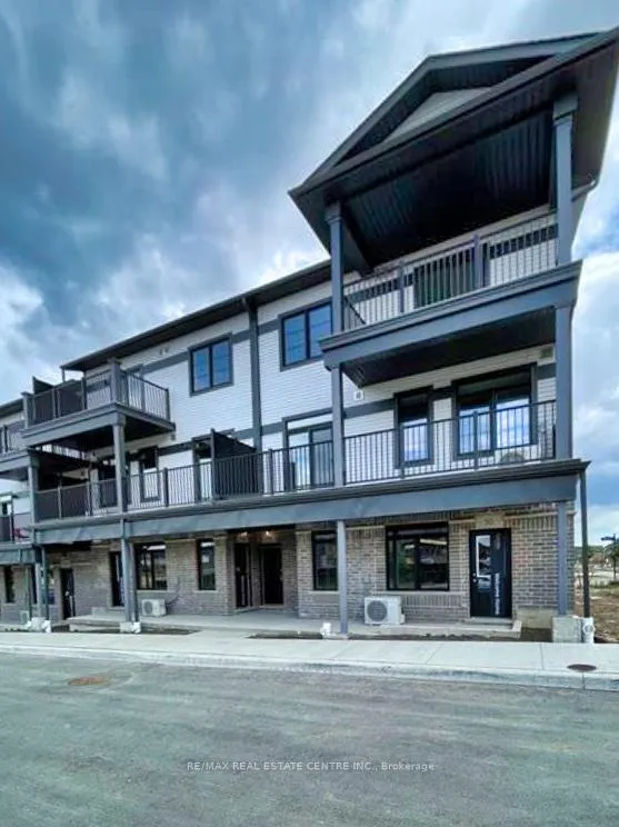 Photo 2 of 92 Oat Lane, Kitchener — HOMEH