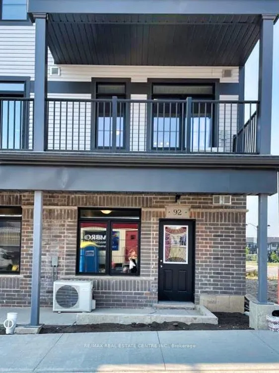 Photo 24 of 92 Oat Lane, Kitchener — HOMEH