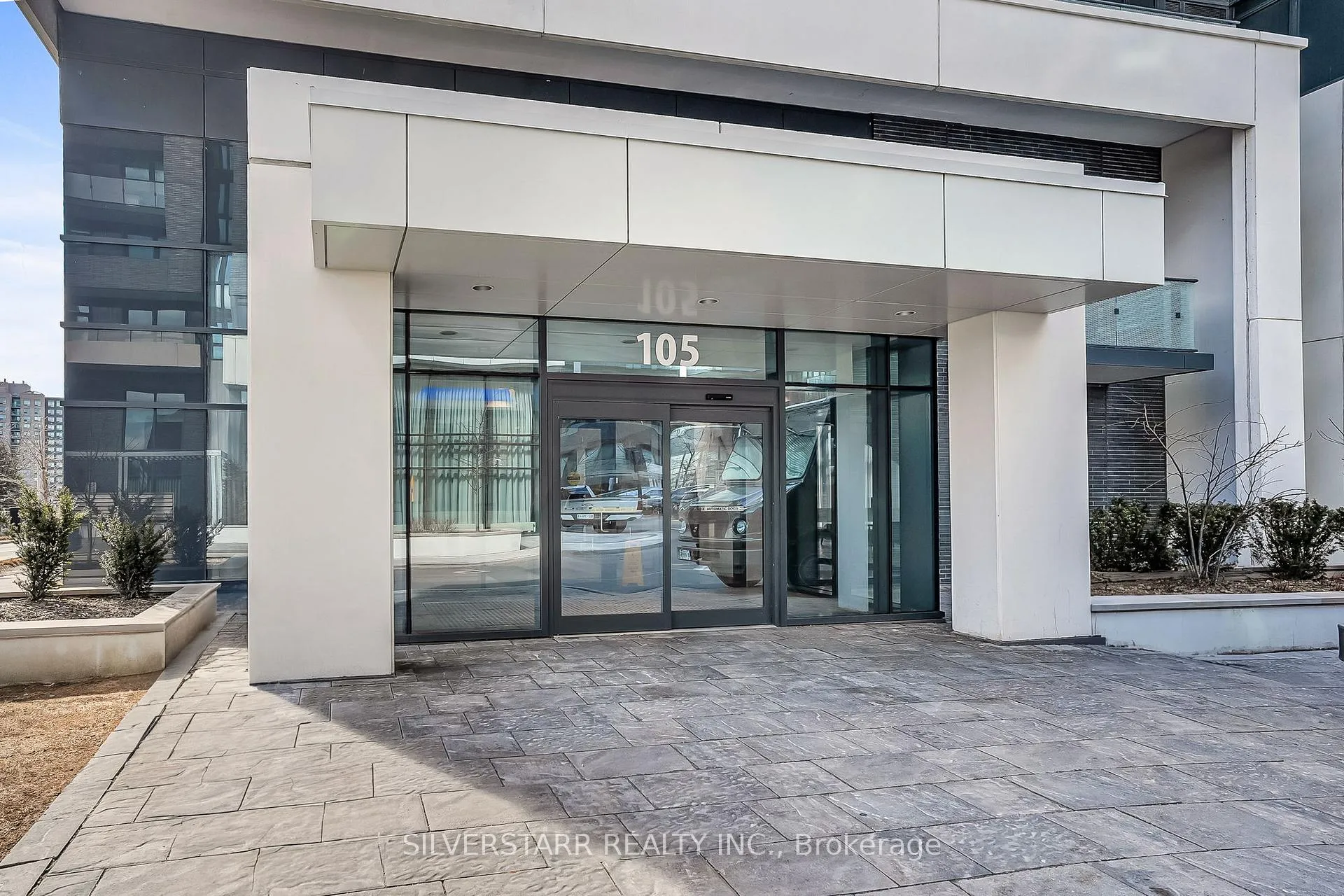 Photo 3 of Unit 1802, 105 Oneida Crescent, Richmond Hill, Langstaff — HOMEH
