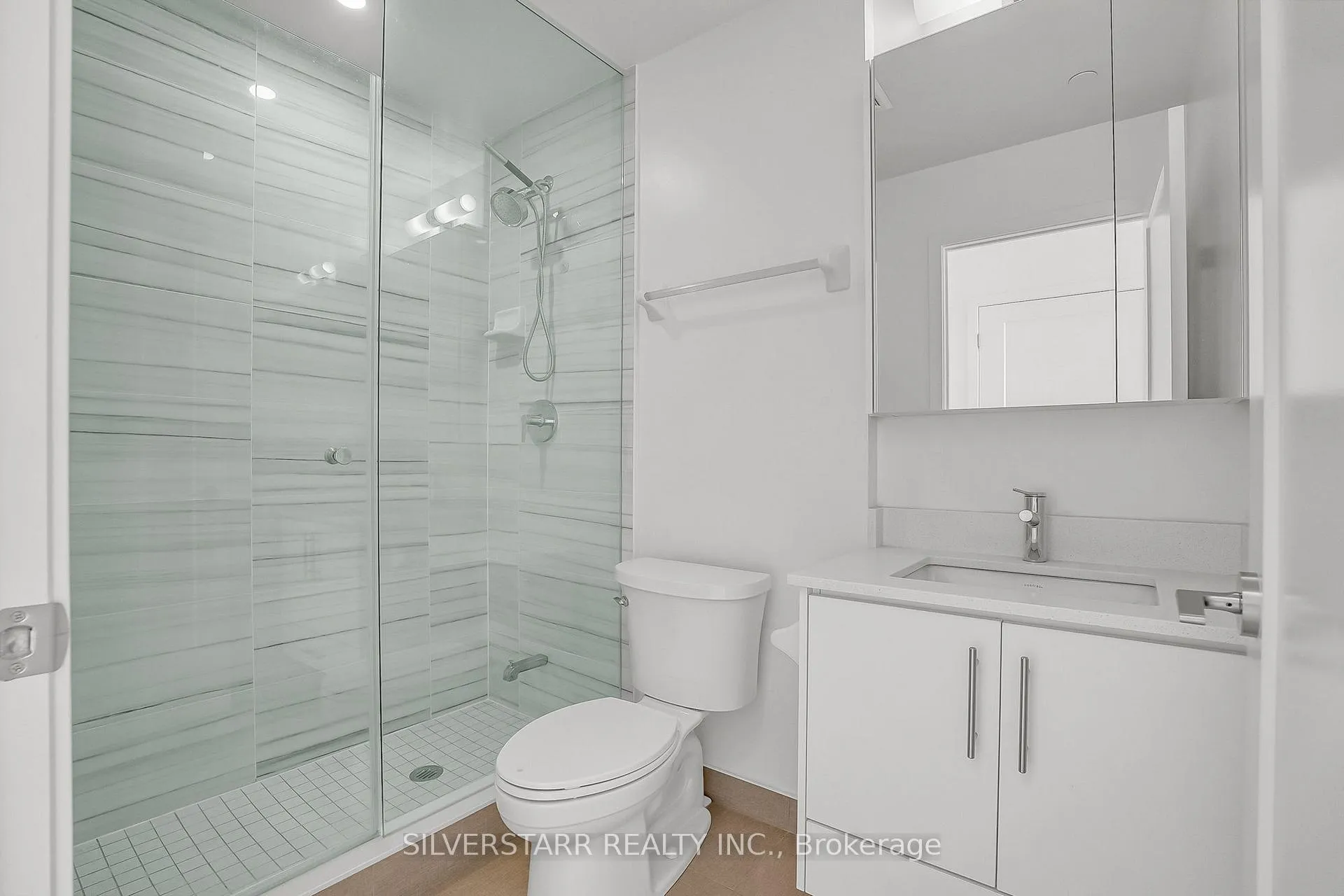 Photo 21 of Unit 1802, 105 Oneida Crescent, Richmond Hill, Langstaff — HOMEH