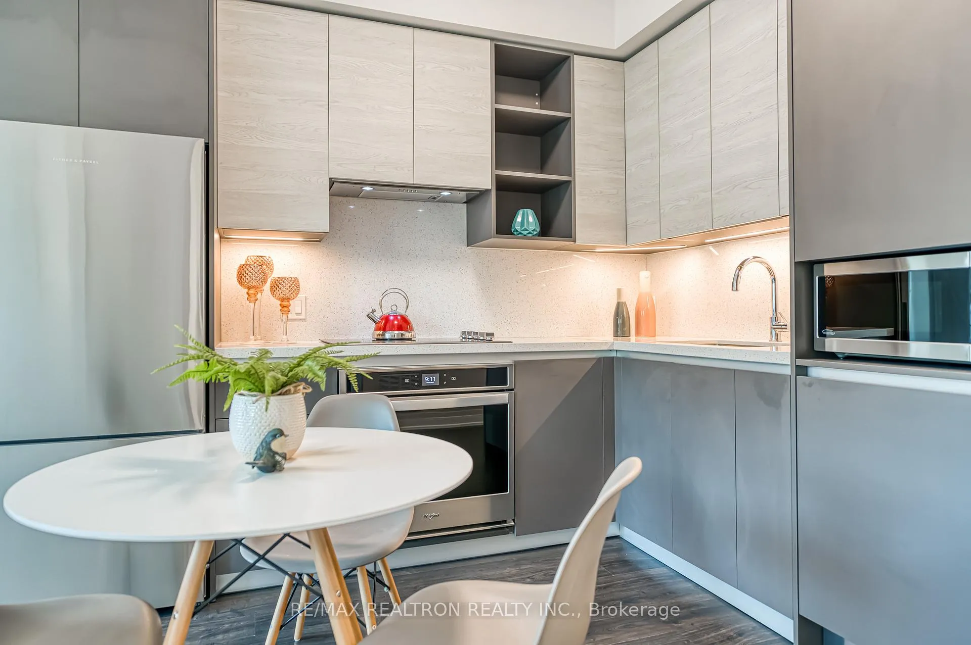 Photo 14 of Unit 215, 398 Highway 7 E, Richmond Hill, Doncrest — HOMEH