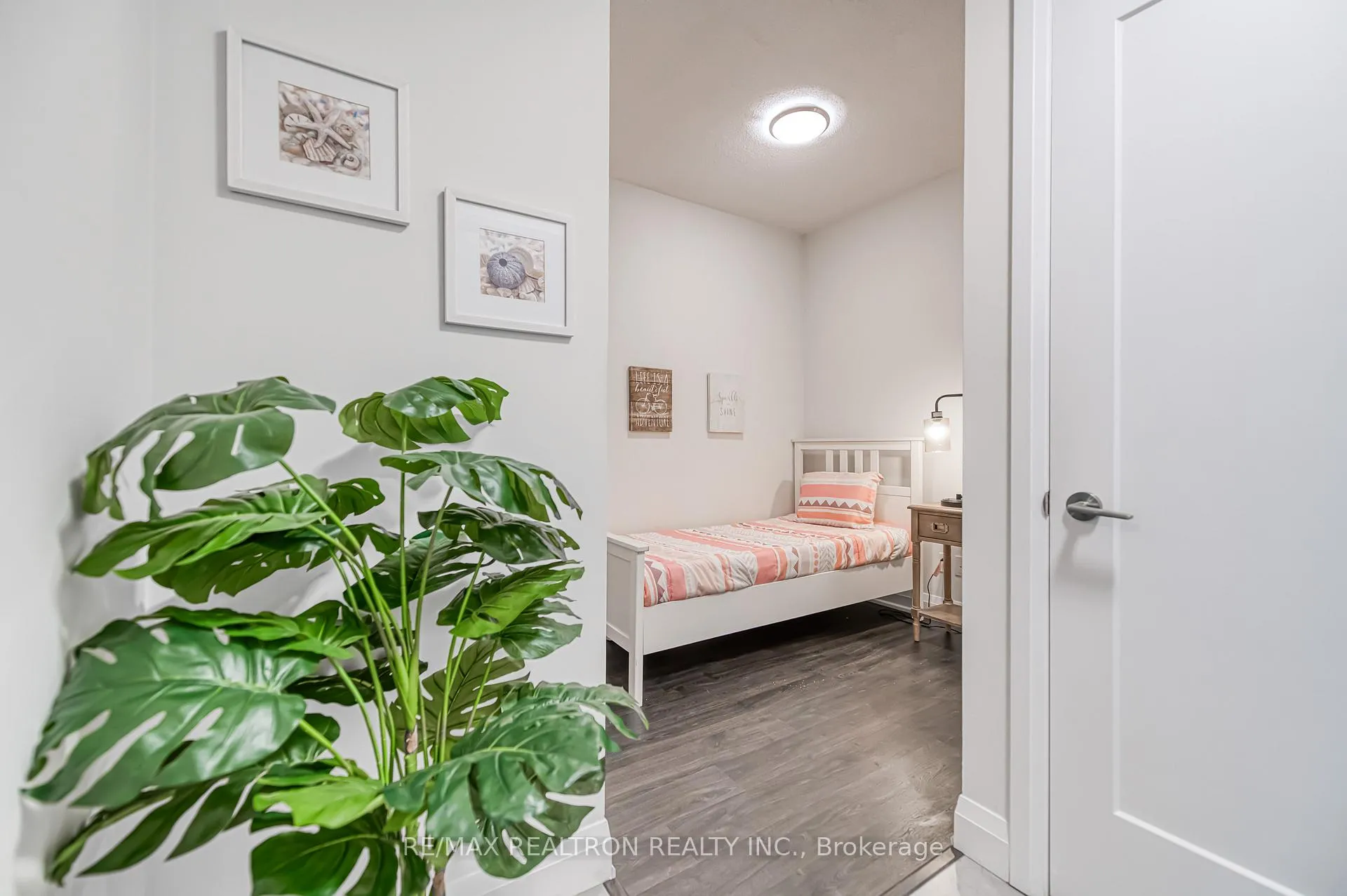 Photo 18 of Unit 215, 398 Highway 7 E, Richmond Hill, Doncrest — HOMEH