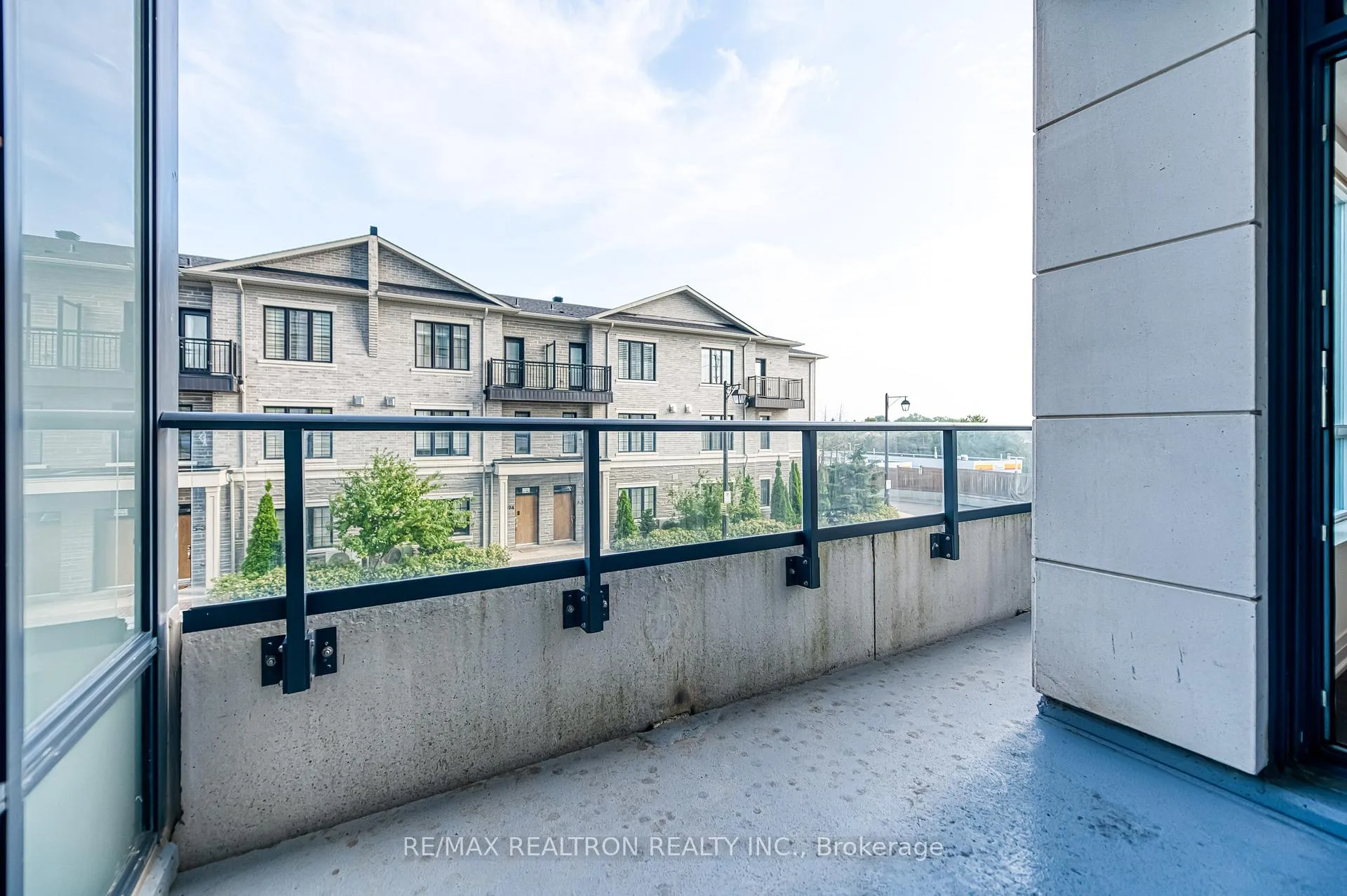 Photo 26 of Unit 215, 398 Highway 7 E, Richmond Hill, Doncrest — HOMEH