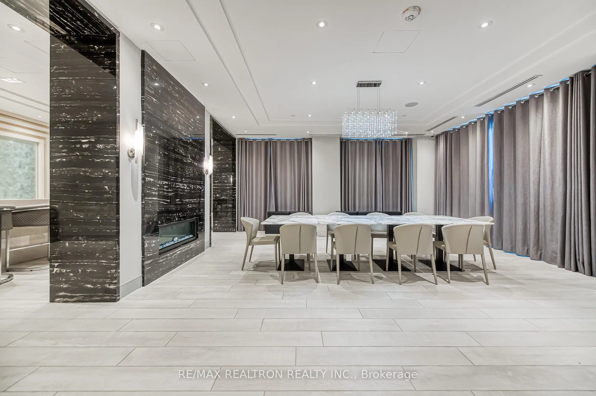 Photo 35 of Unit 215, 398 Highway 7 E, Richmond Hill, Doncrest — HOMEH