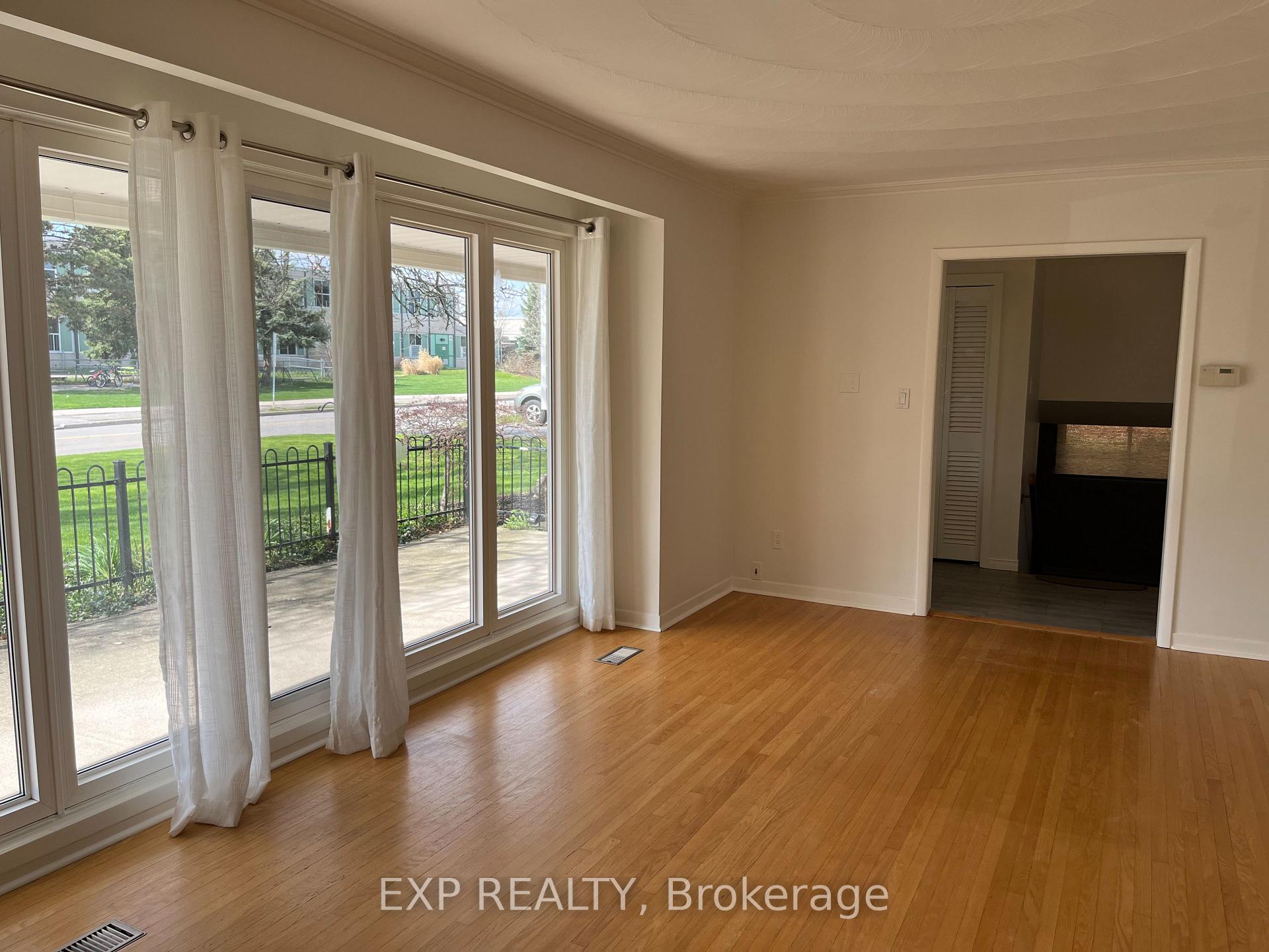 Photo 5 of 5106 Meadowhill Road, Burlington, Appleby — HOMEH