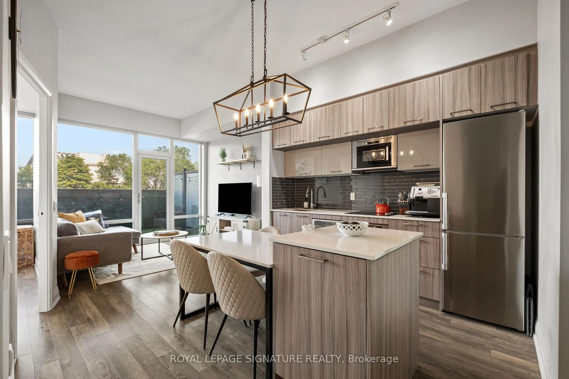 Photo 1 of Unit 316, 4800 Highway 7, Vaughan, East Woodbridge — HOMEH