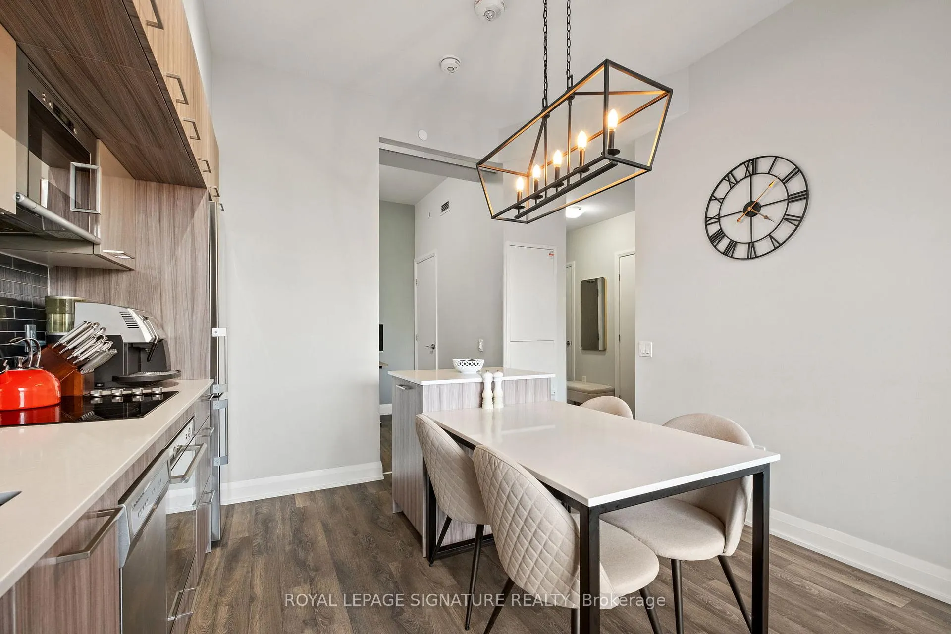 Photo 7 of Unit 316, 4800 Highway 7, Vaughan, East Woodbridge — HOMEH