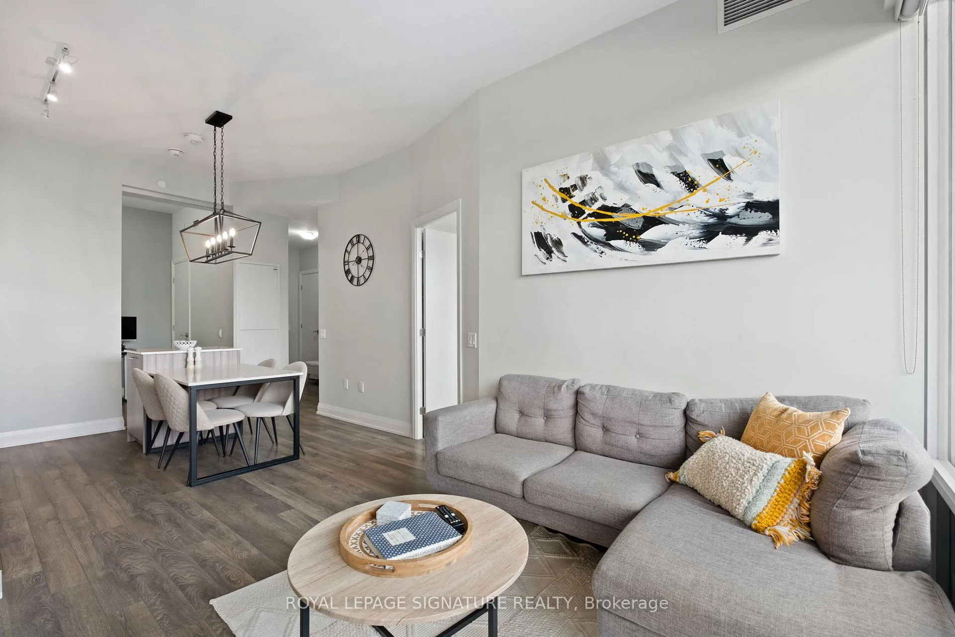 Photo 12 of Unit 316, 4800 Highway 7, Vaughan, East Woodbridge — HOMEH