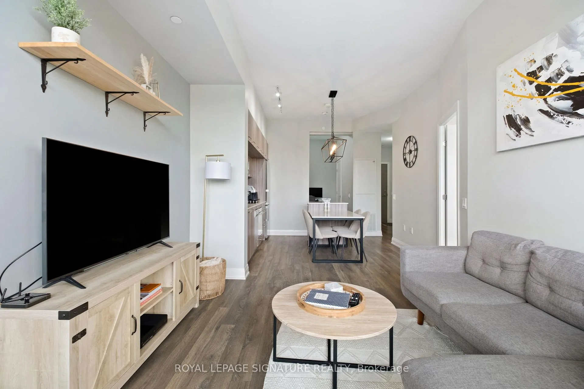Photo 13 of Unit 316, 4800 Highway 7, Vaughan, East Woodbridge — HOMEH