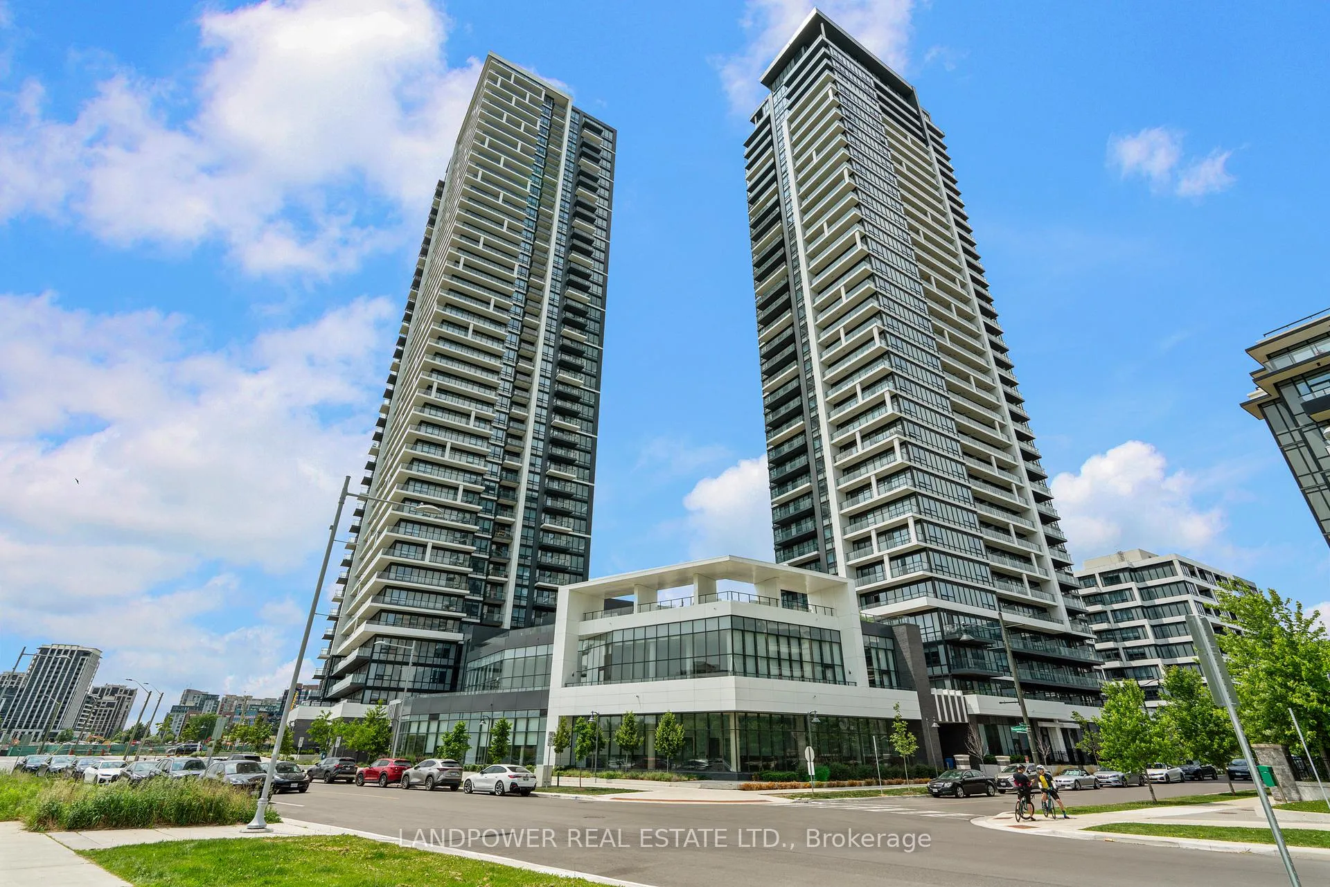 Photo 1 of Unit 2803, 18 Water Walk Drive, Markham, Unionville — HOMEH