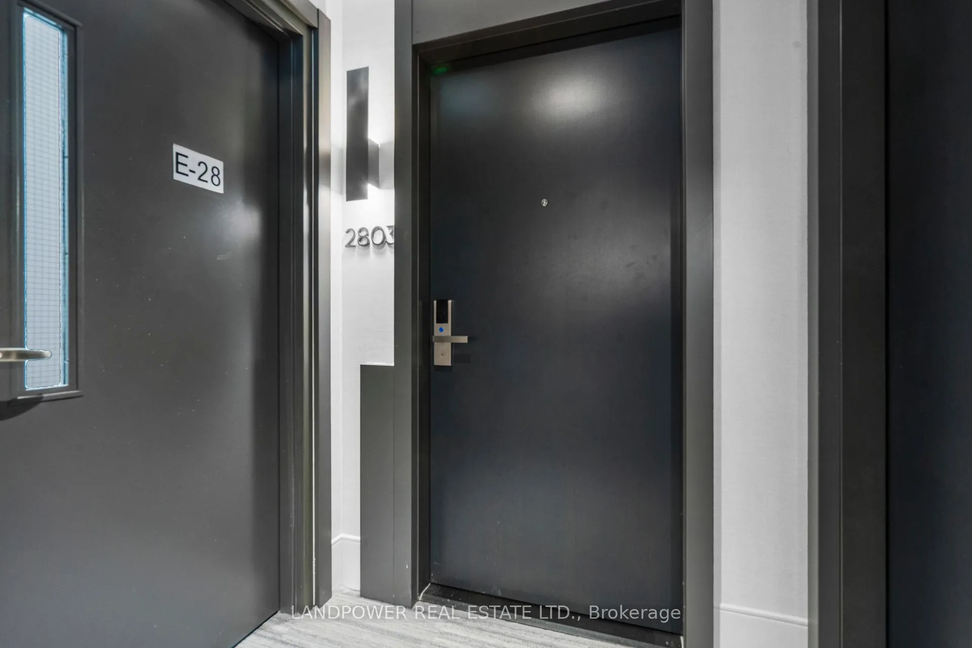 Photo 2 of Unit 2803, 18 Water Walk Drive, Markham, Unionville — HOMEH
